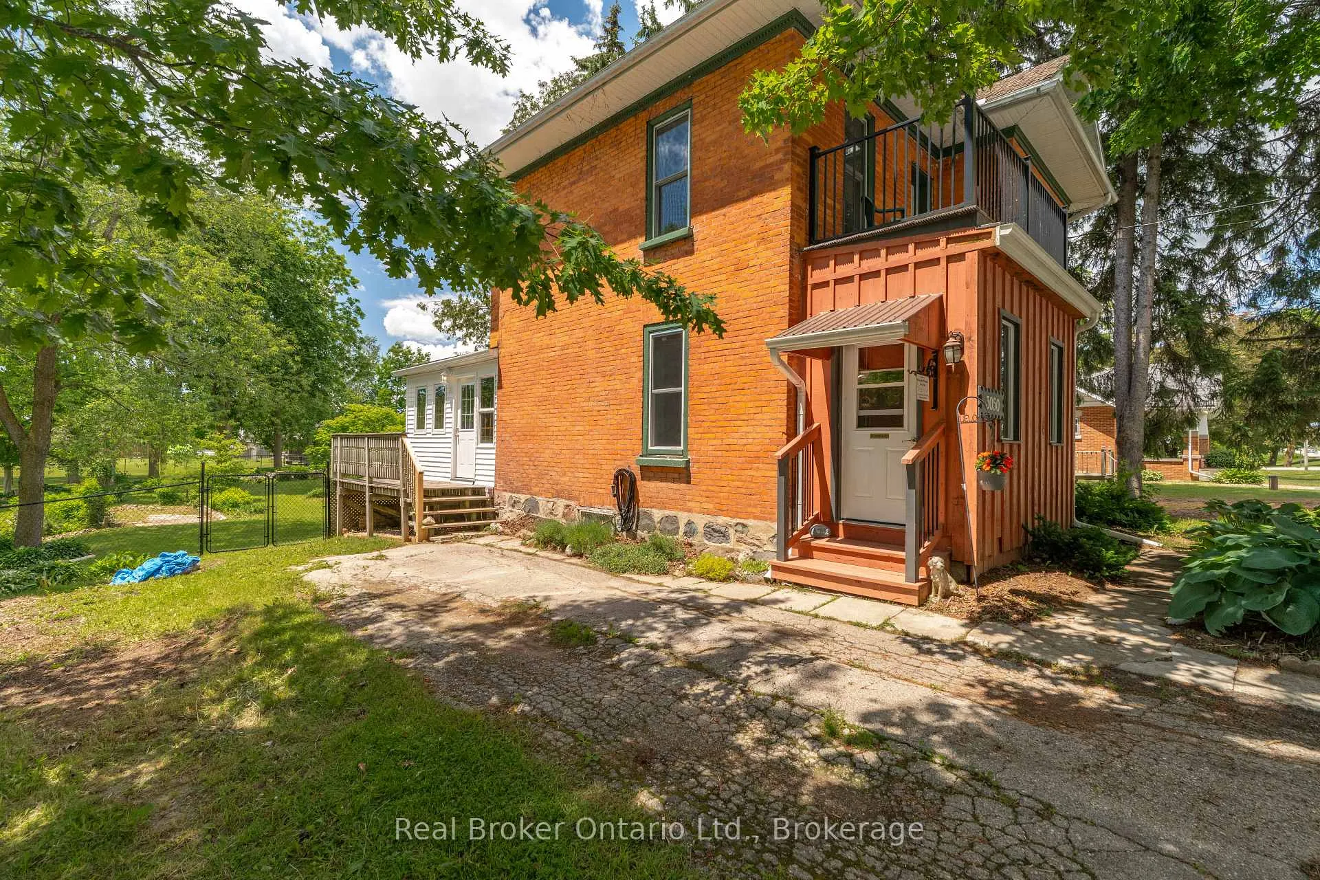 Photo 4 of 3050 Patrick Street, Howick — HOMEH