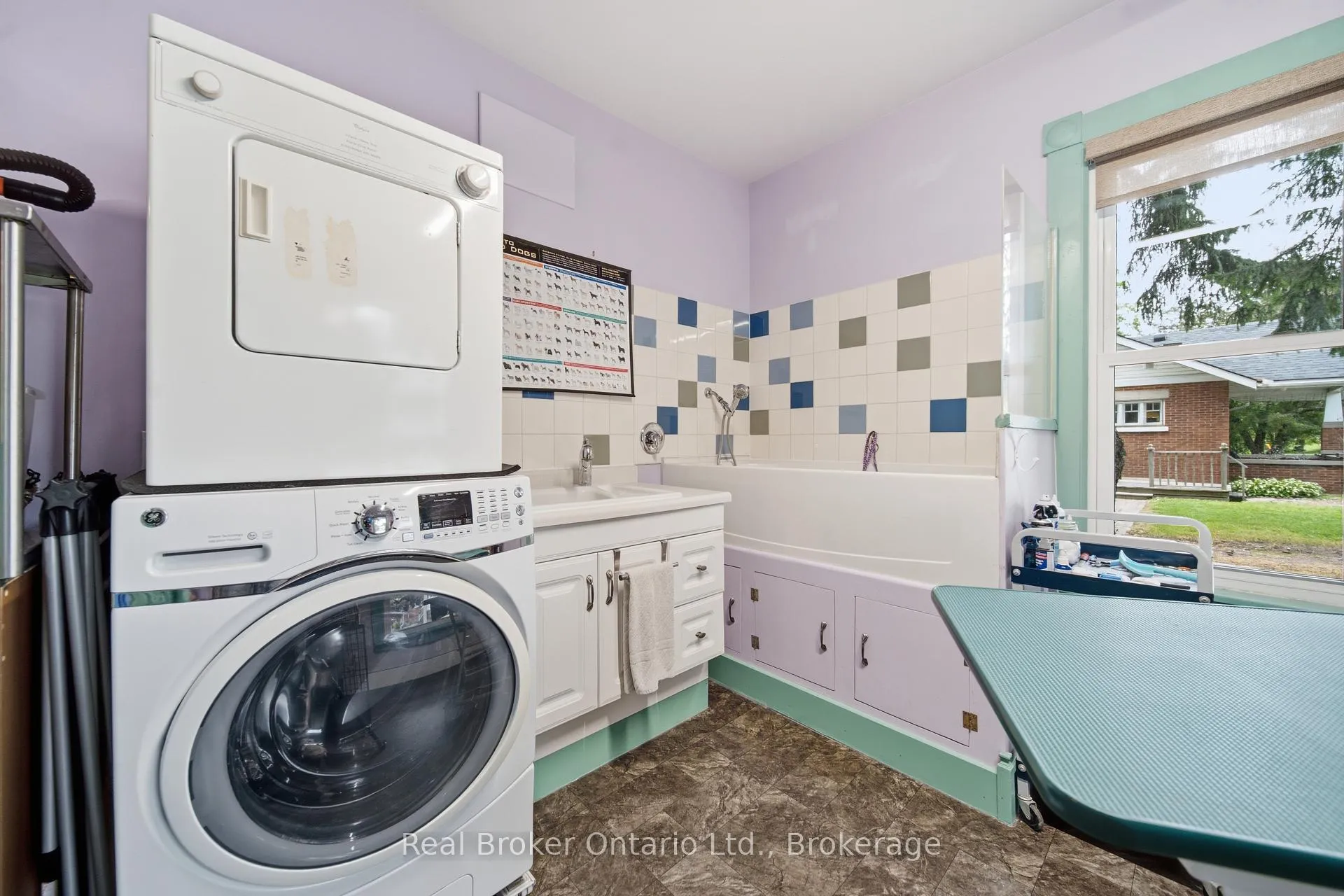 Photo 10 of 3050 Patrick Street, Howick — HOMEH