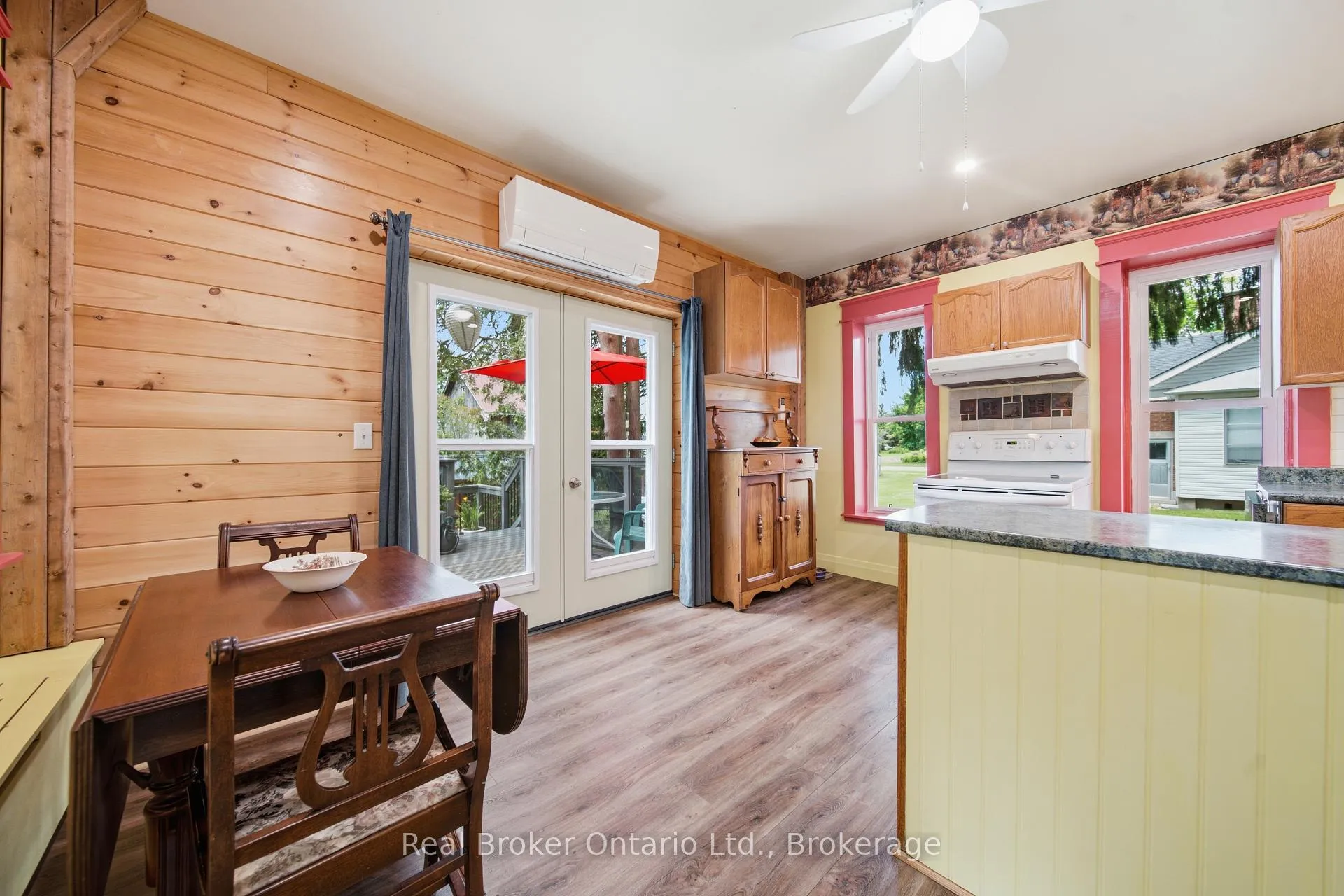 Photo 14 of 3050 Patrick Street, Howick — HOMEH