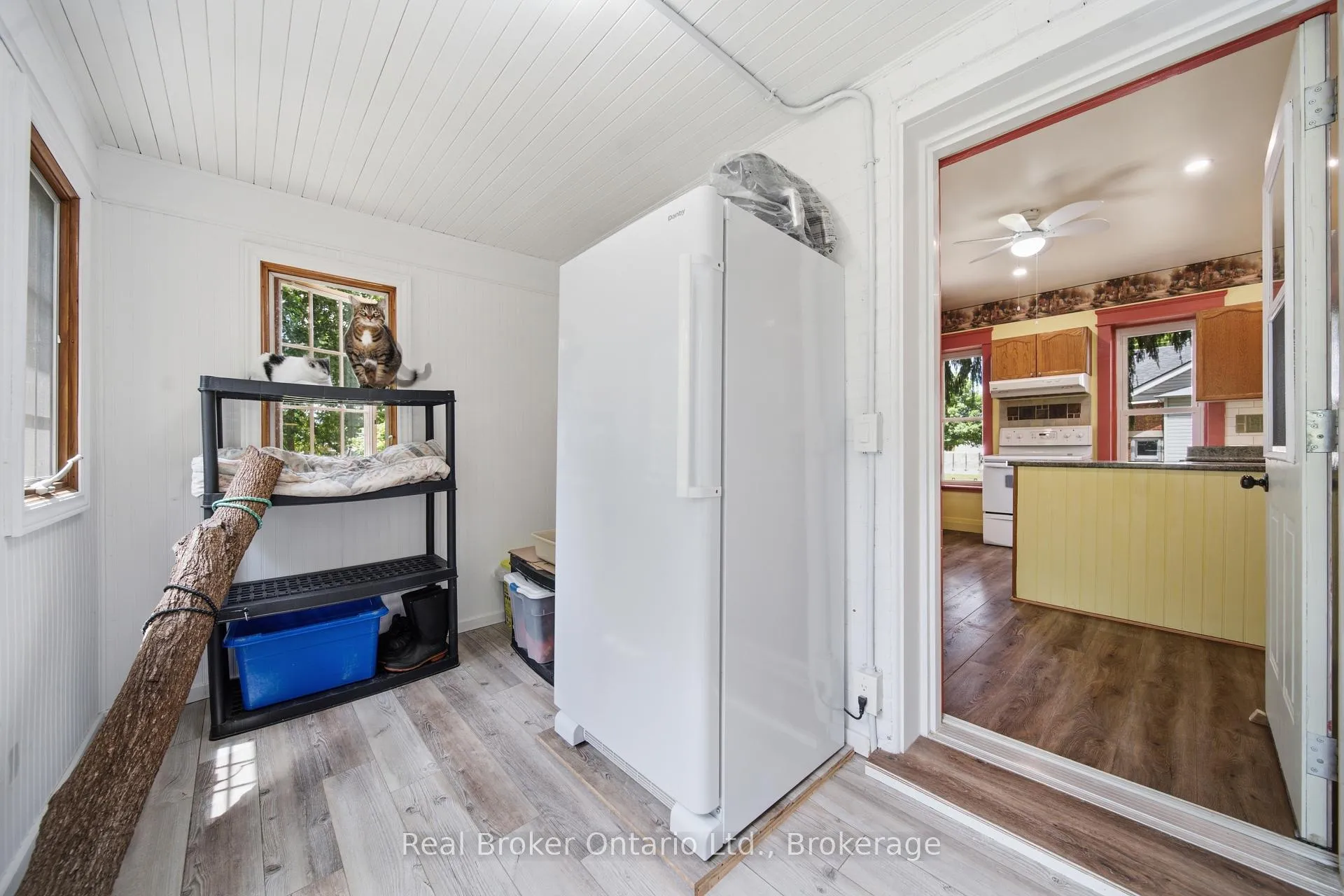 Photo 15 of 3050 Patrick Street, Howick — HOMEH