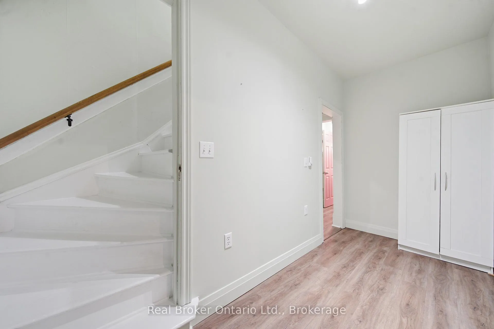 Photo 18 of 3050 Patrick Street, Howick — HOMEH