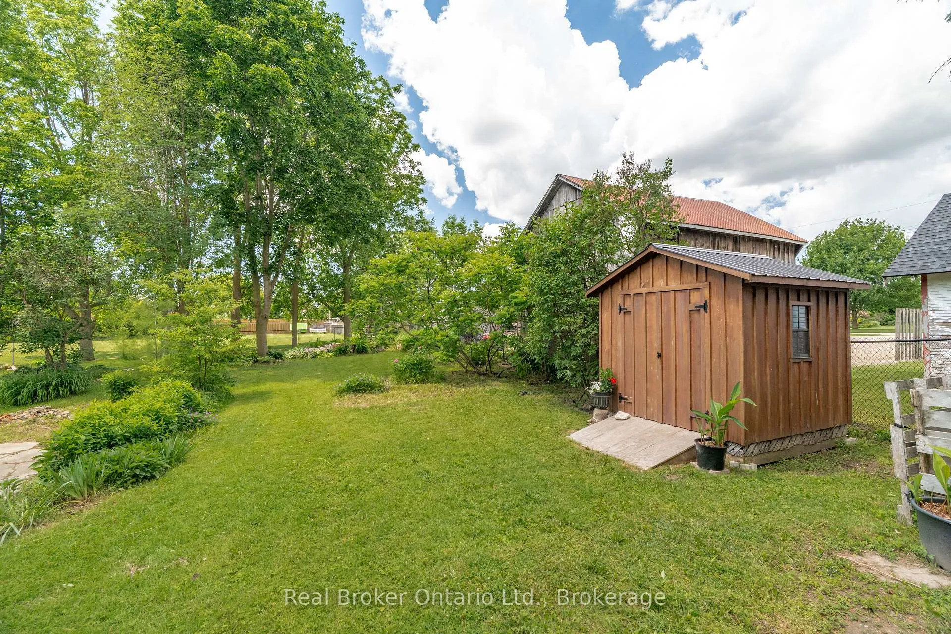 Photo 33 of 3050 Patrick Street, Howick — HOMEH