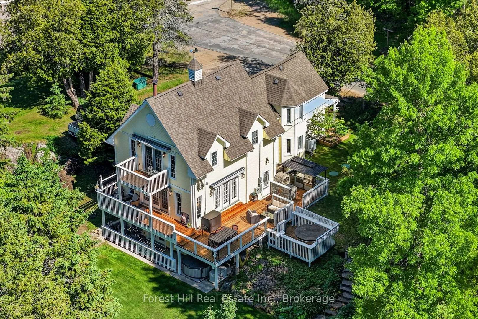 Photo of 1029 Harvey Avenue