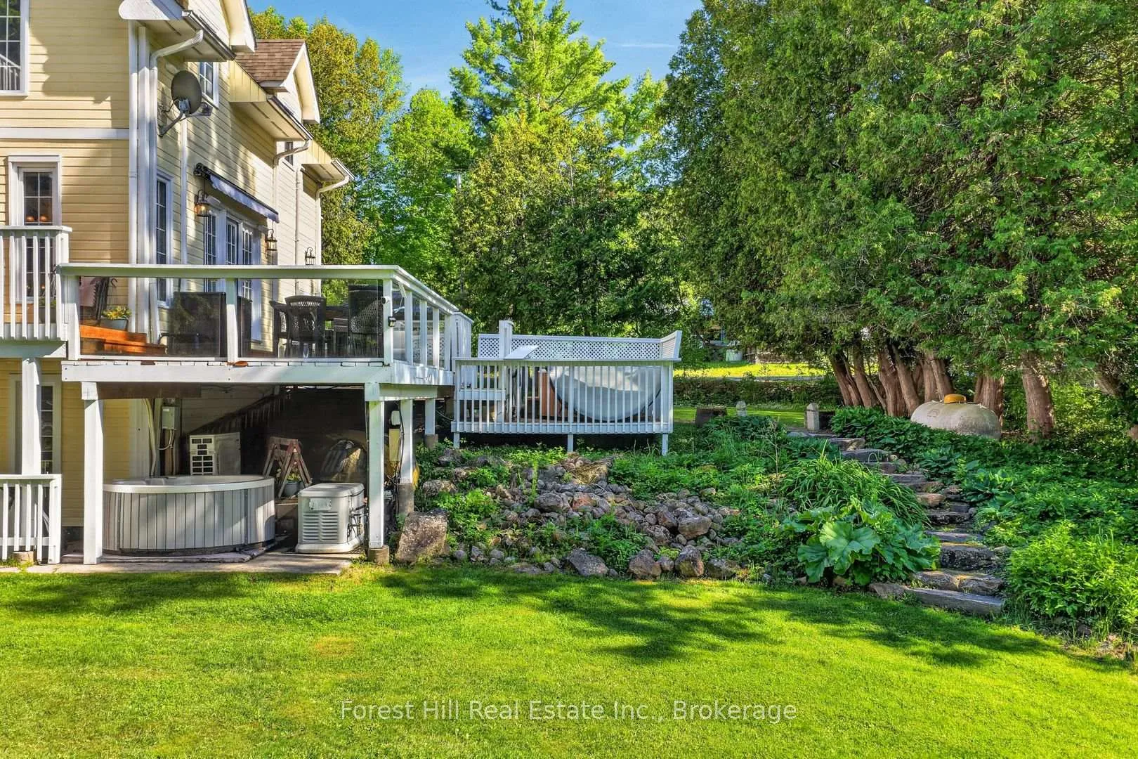 Photo 36 of 1029 Harvey Avenue, Algonquin Highlands, Sherborne — HOMEH