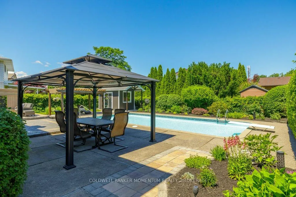 Photo 2 of 11 Kenmore Crescent, St. Catharines, Martindale Pond — HOMEH