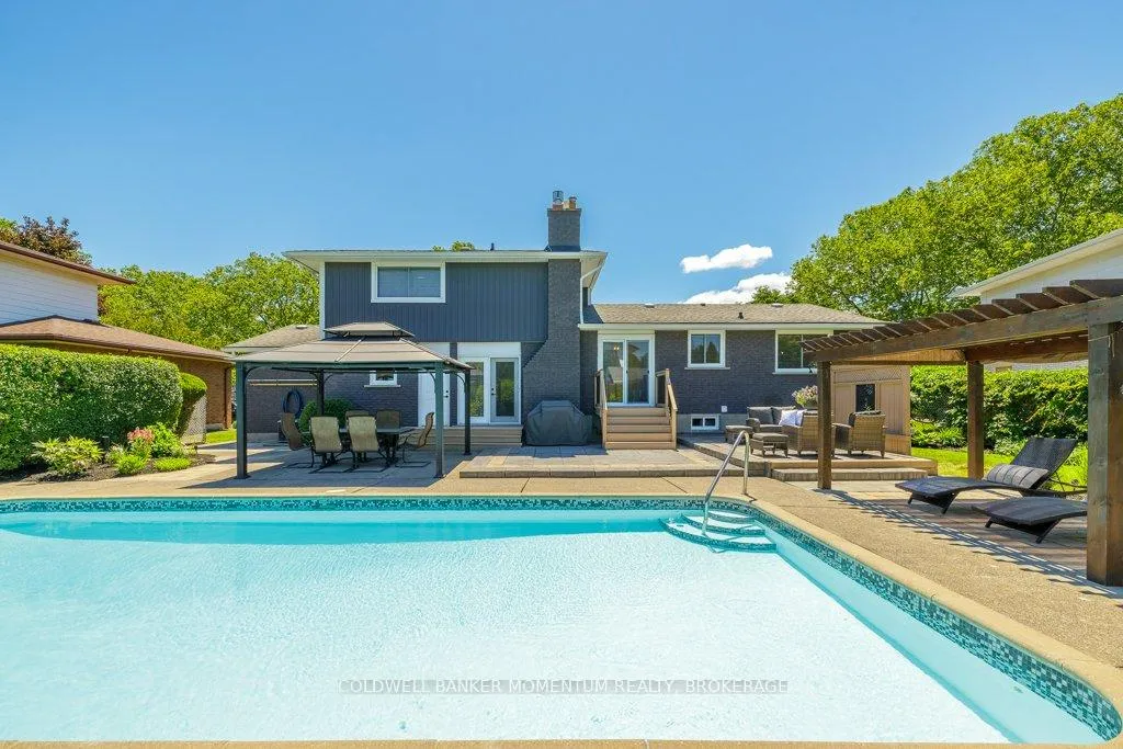 Photo 5 of 11 Kenmore Crescent, St. Catharines, Martindale Pond — HOMEH
