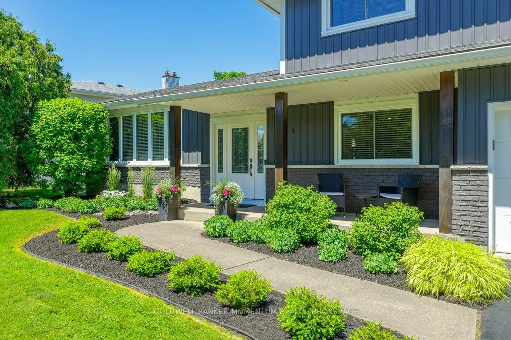 Photo 8 of 11 Kenmore Crescent, St. Catharines, Martindale Pond — HOMEH