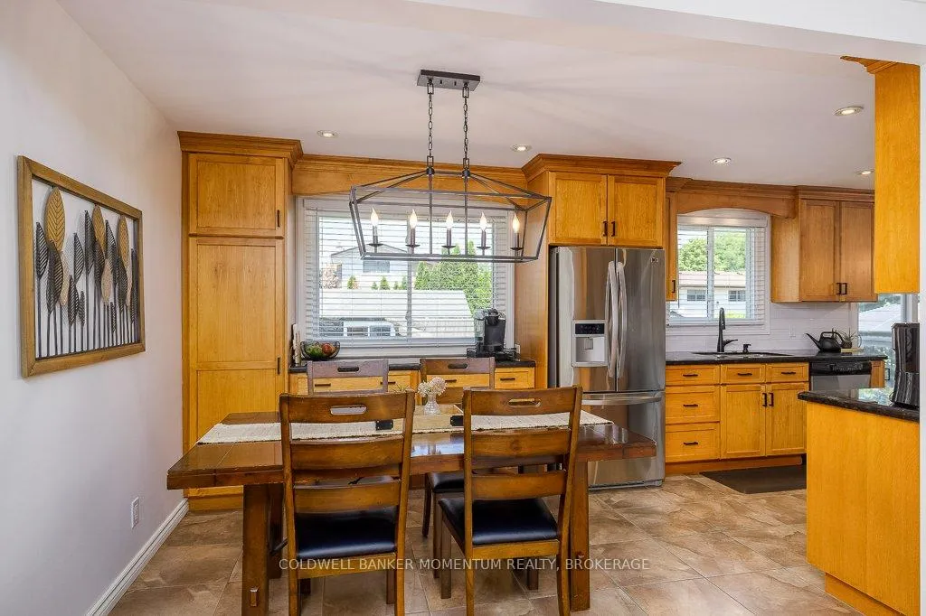 Photo 14 of 11 Kenmore Crescent, St. Catharines, Martindale Pond — HOMEH
