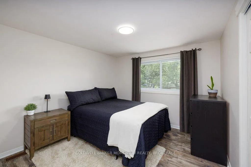 Photo 25 of 11 Kenmore Crescent, St. Catharines, Martindale Pond — HOMEH