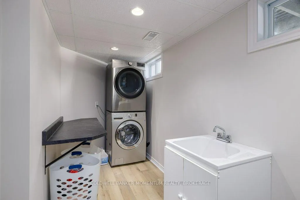 Photo 31 of 11 Kenmore Crescent, St. Catharines, Martindale Pond — HOMEH