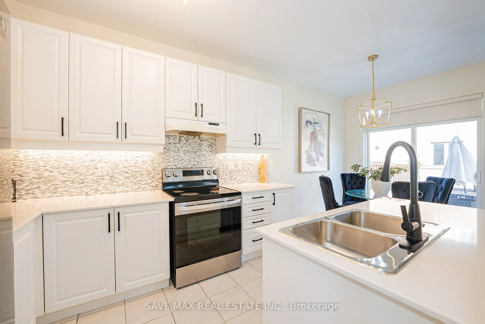 Photo 15 of 18 Monceau Road, Brampton, Northwest Brampton — HOMEH