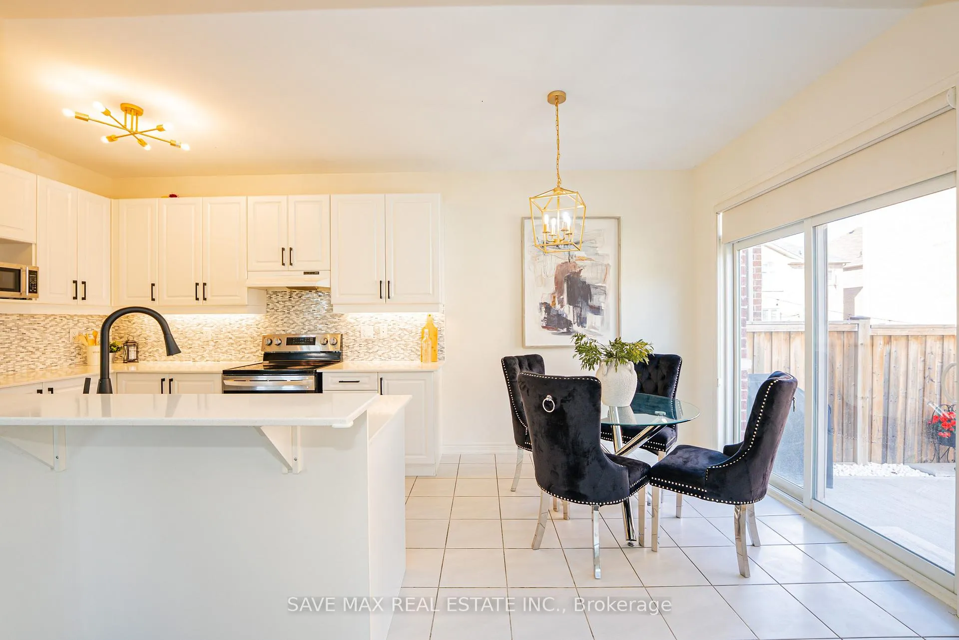 Photo 16 of 18 Monceau Road, Brampton, Northwest Brampton — HOMEH