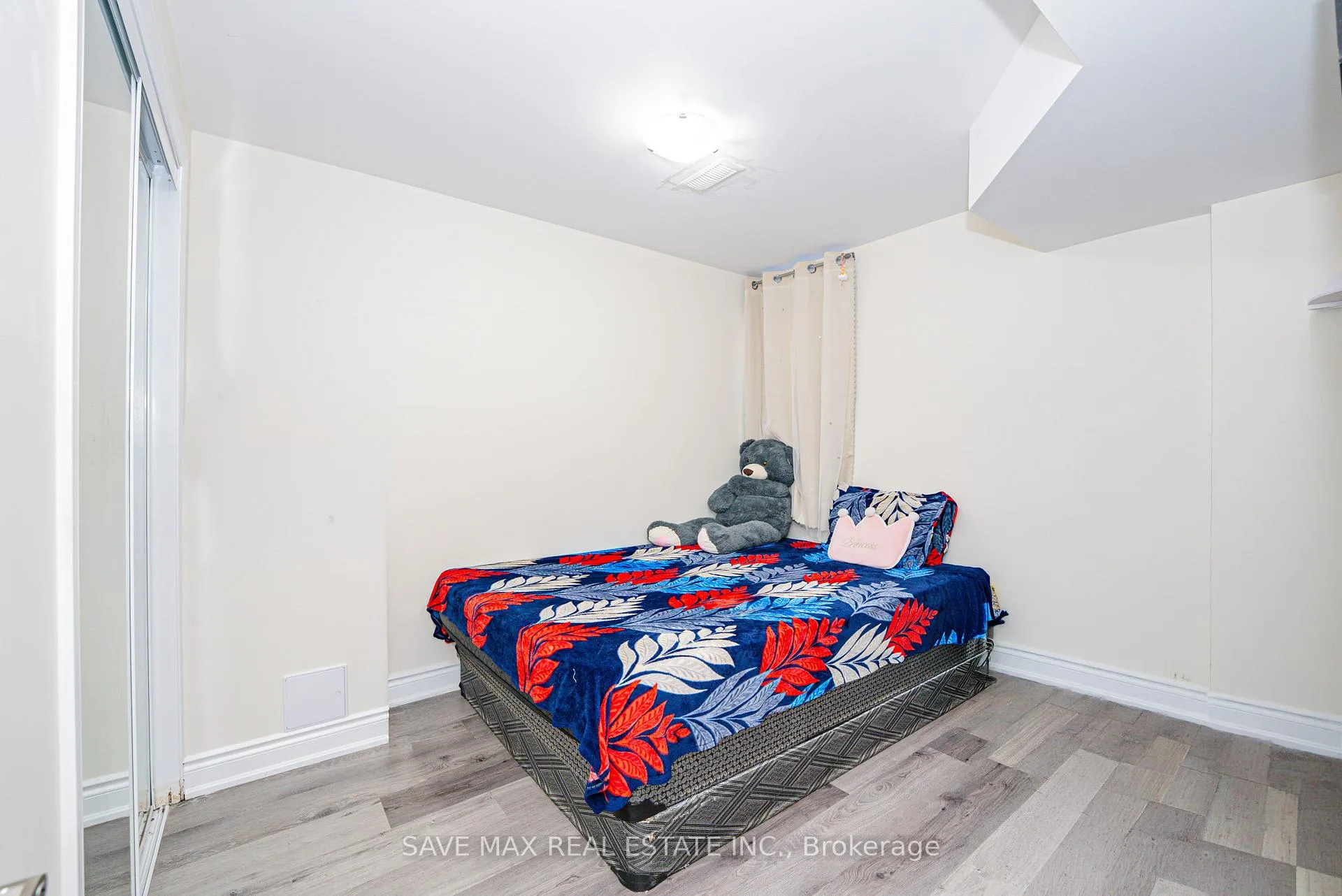 Photo 46 of 18 Monceau Road, Brampton, Northwest Brampton — HOMEH