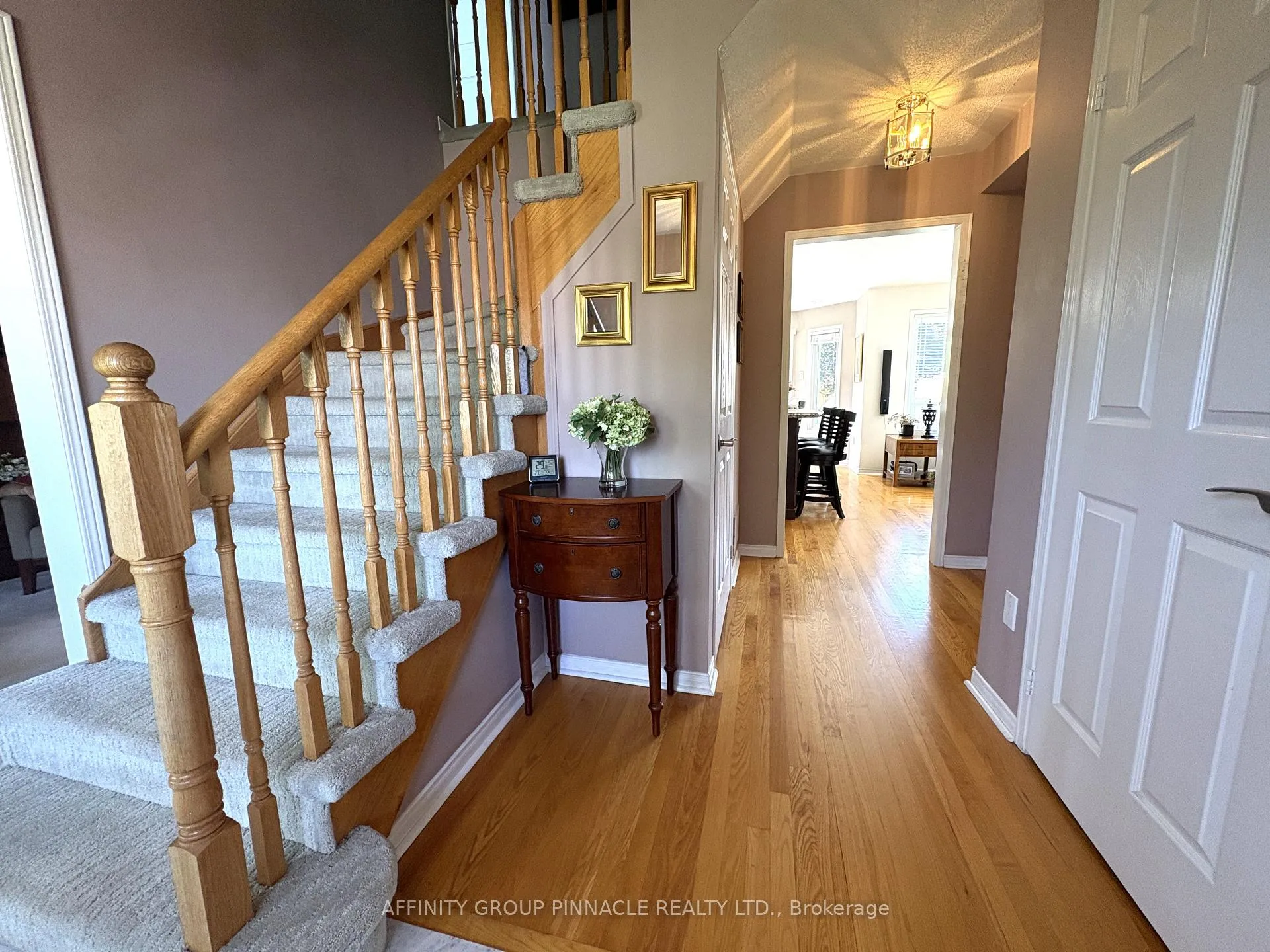 Photo 4 of 14 Remion Crescent, Uxbridge — HOMEH