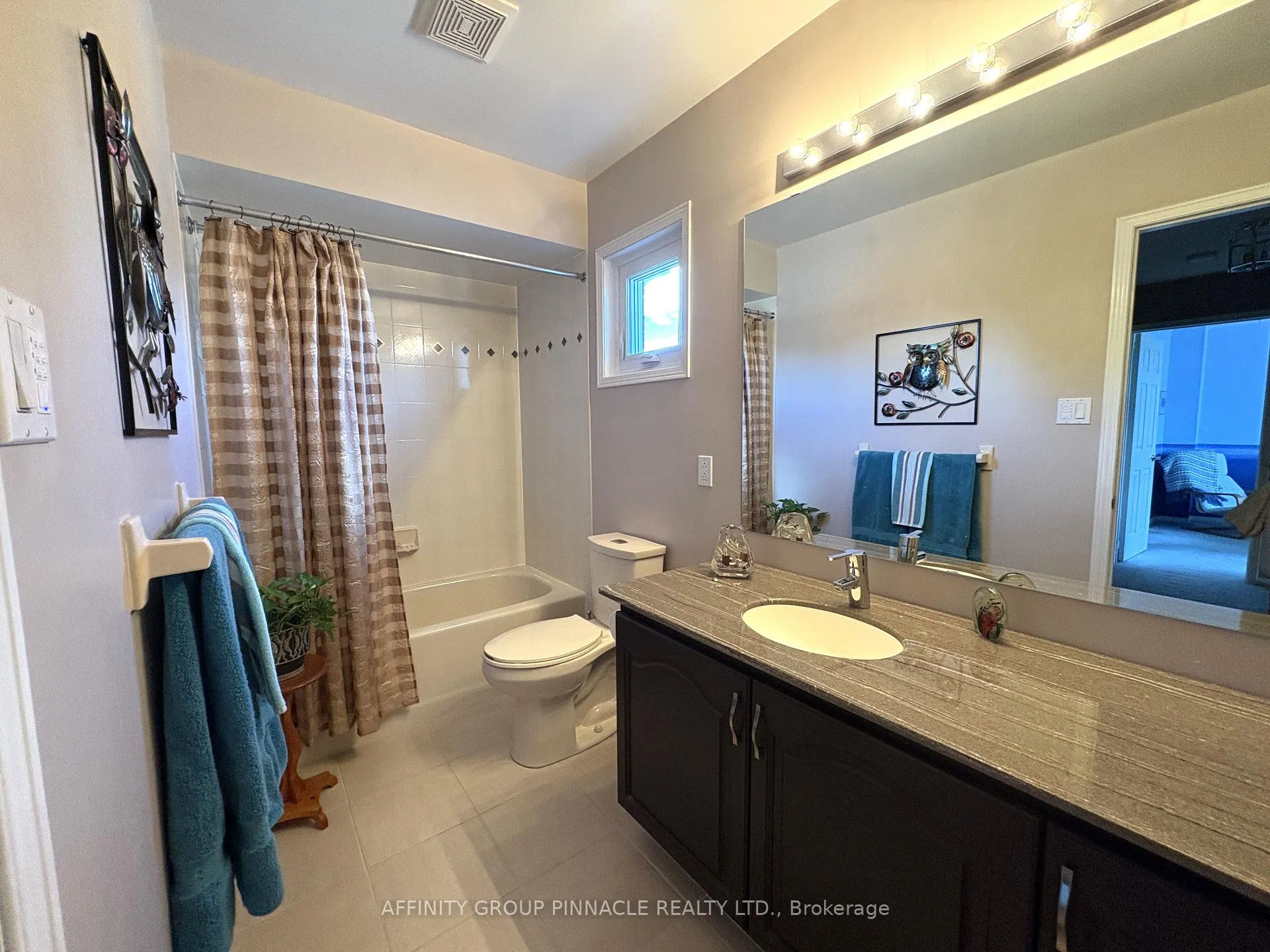 Photo 22 of 14 Remion Crescent, Uxbridge — HOMEH