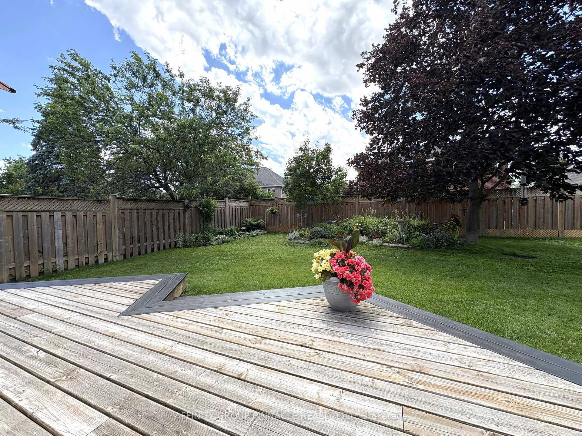 Photo 26 of 14 Remion Crescent, Uxbridge — HOMEH