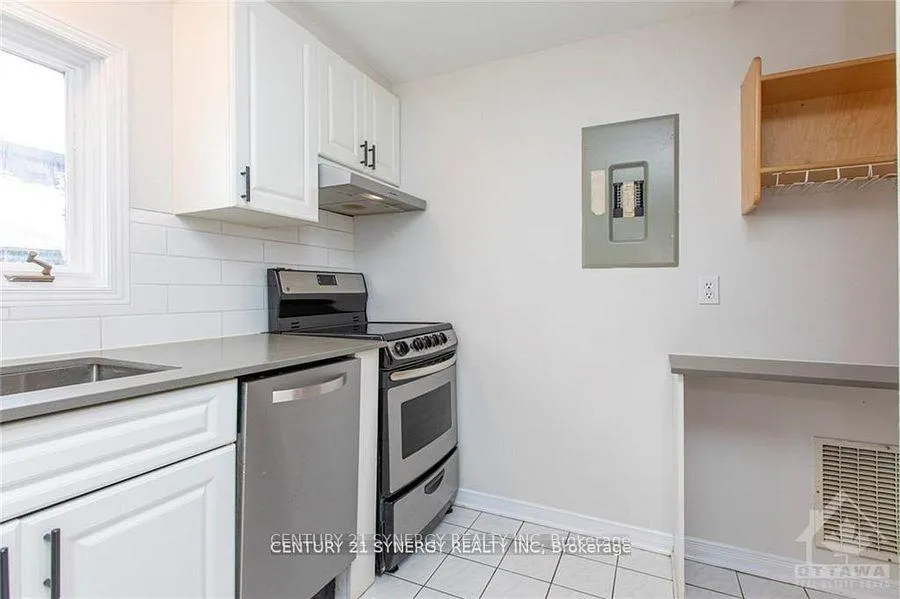 Photo 5 of Unit 10, 450 Maclaren Street, Ottawa, Ottawa Centre — HOMEH