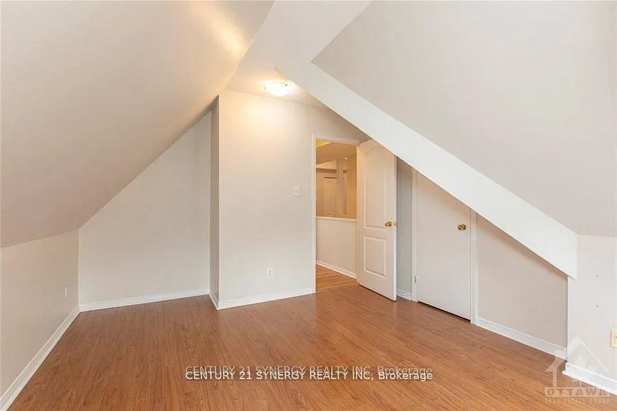 Photo 9 of Unit 10, 450 Maclaren Street, Ottawa, Ottawa Centre — HOMEH