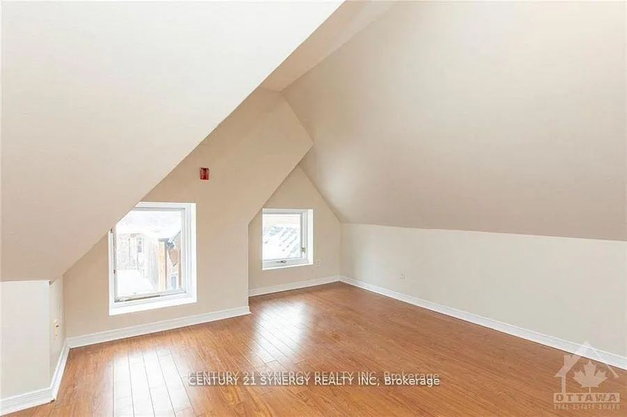 Photo 12 of Unit 10, 450 Maclaren Street, Ottawa, Ottawa Centre — HOMEH