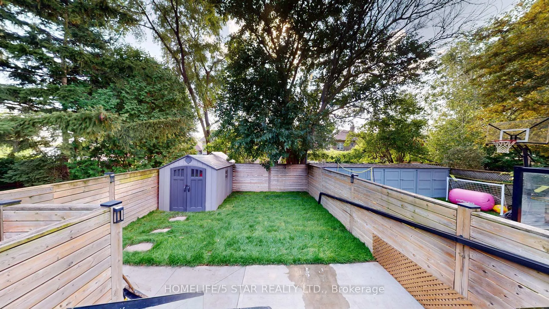 Photo 9 of 24 Kennedy Avenue, Toronto, High Park-Swansea — HOMEH