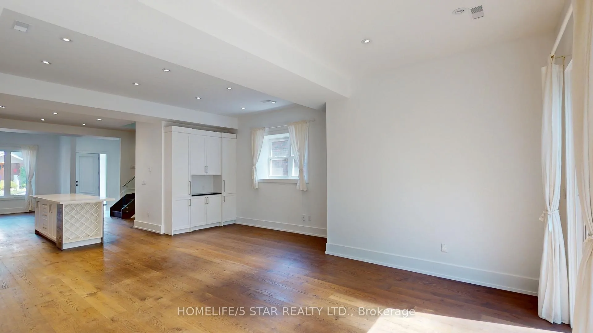 Photo 11 of 24 Kennedy Avenue, Toronto, High Park-Swansea — HOMEH