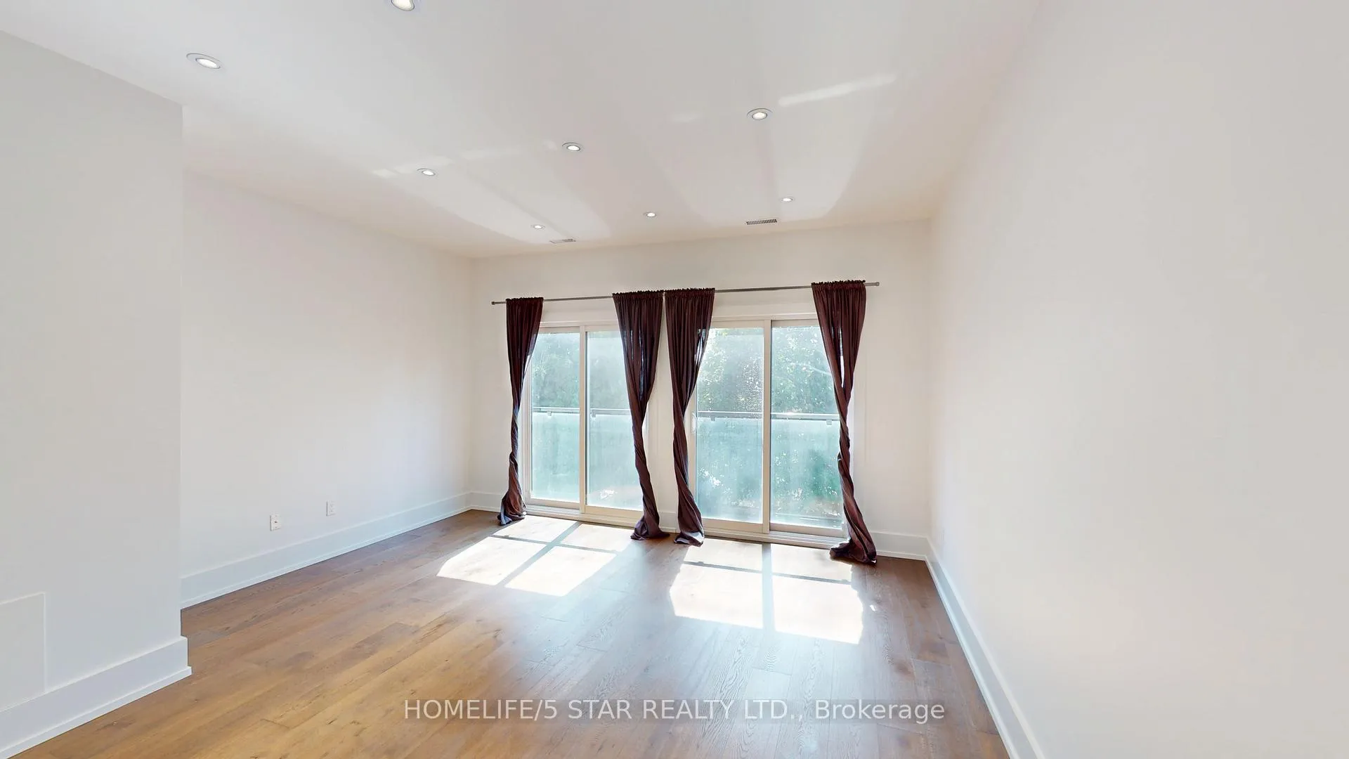 Photo 19 of 24 Kennedy Avenue, Toronto, High Park-Swansea — HOMEH