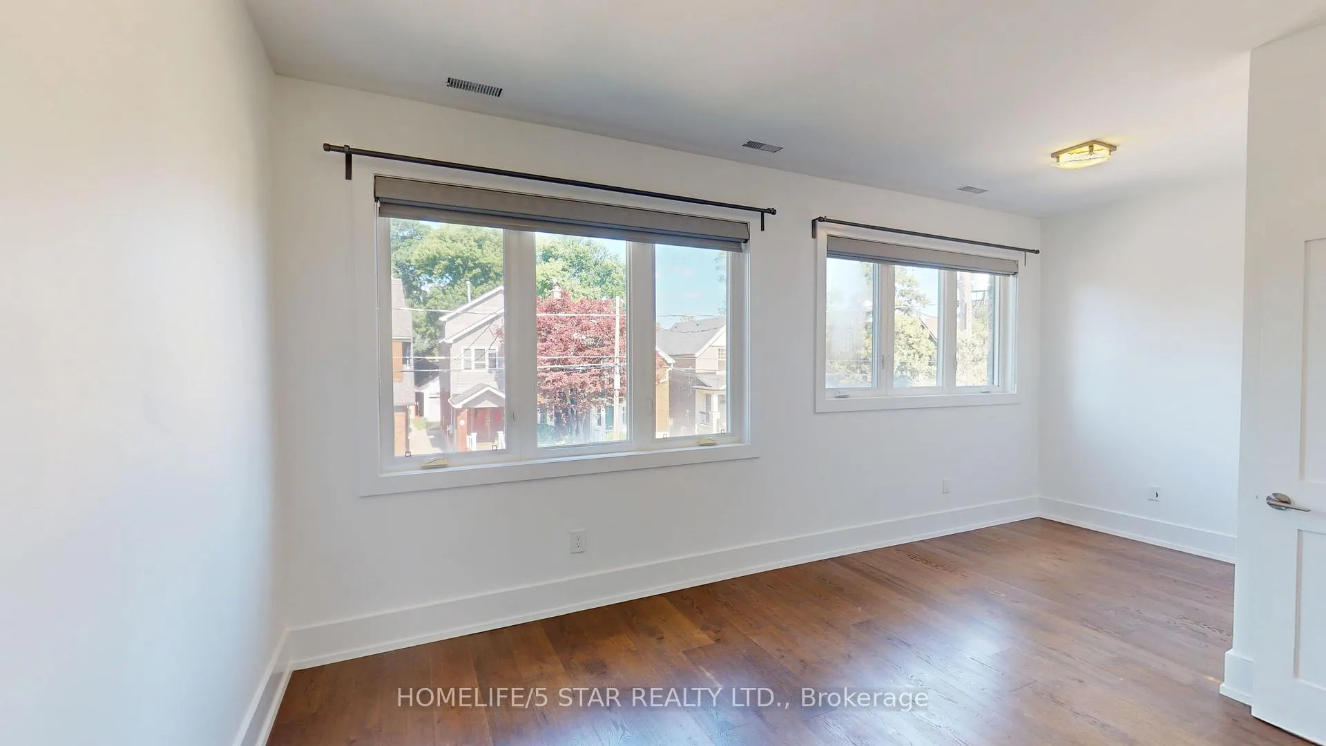 Photo 34 of 24 Kennedy Avenue, Toronto, High Park-Swansea — HOMEH