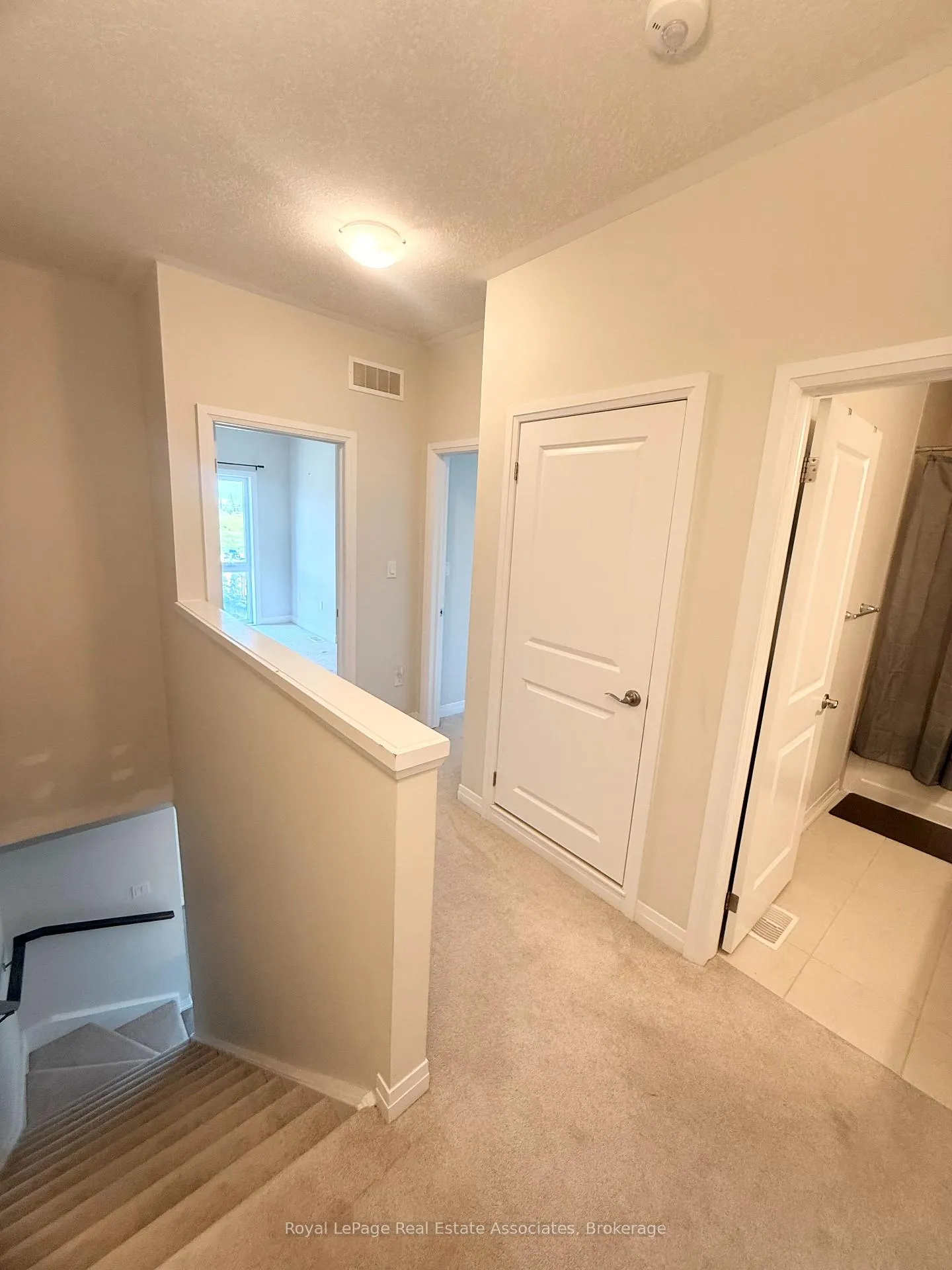 Photo 2 of Unit 65, 261 Woodbine Avenue, Kitchener — HOMEH