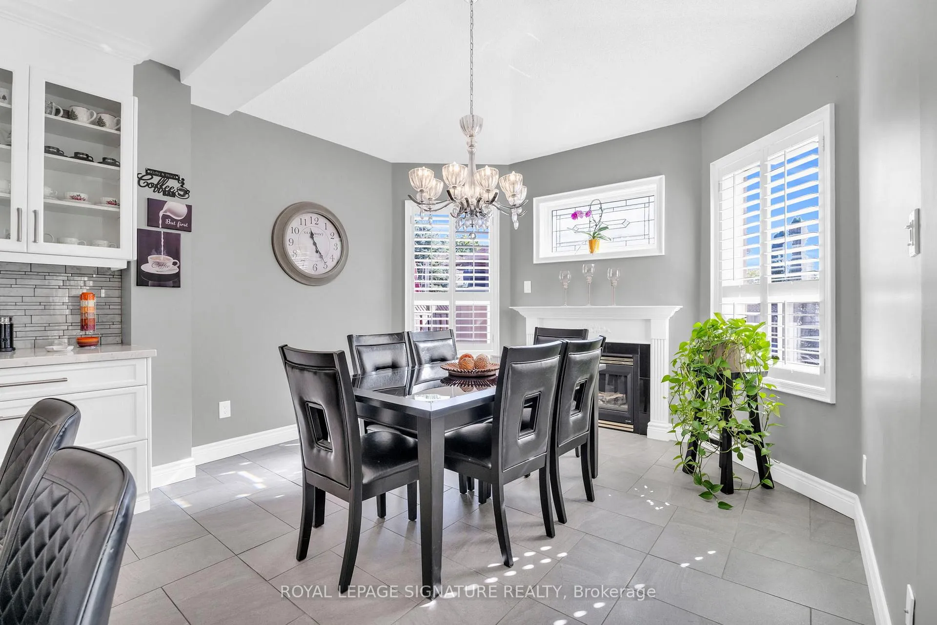 Photo 10 of 21 Bushberry Road, Brampton, Snelgrove — HOMEH