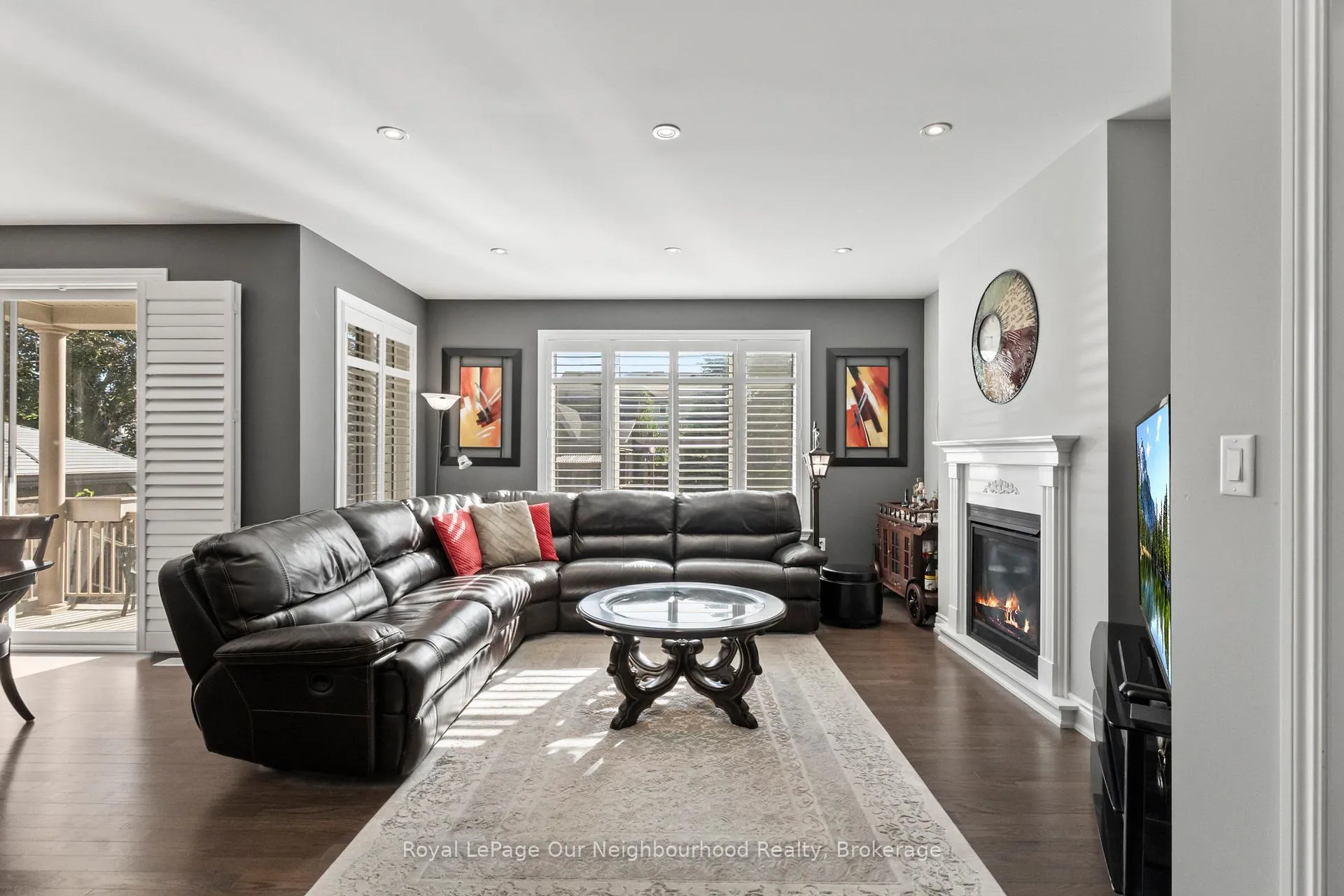 Photo 11 of 19 Waverley Road, Clarington, Bowmanville — HOMEH