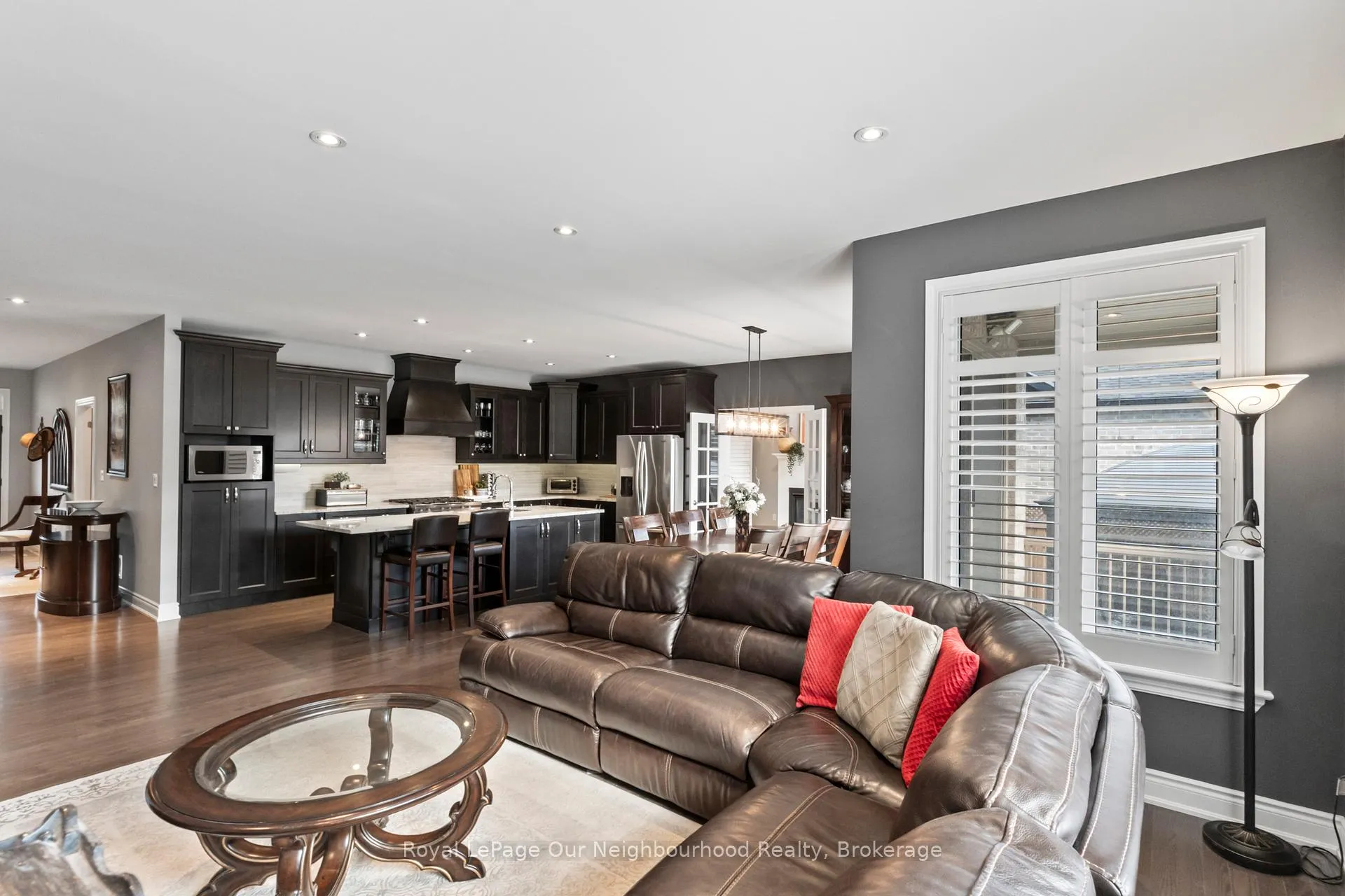 Photo 13 of 19 Waverley Road, Clarington, Bowmanville — HOMEH