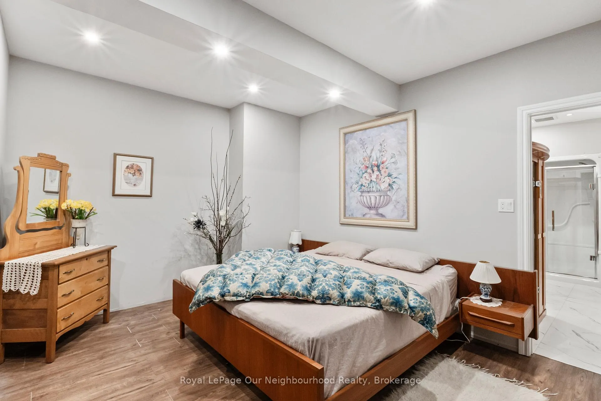 Photo 27 of 19 Waverley Road, Clarington, Bowmanville — HOMEH