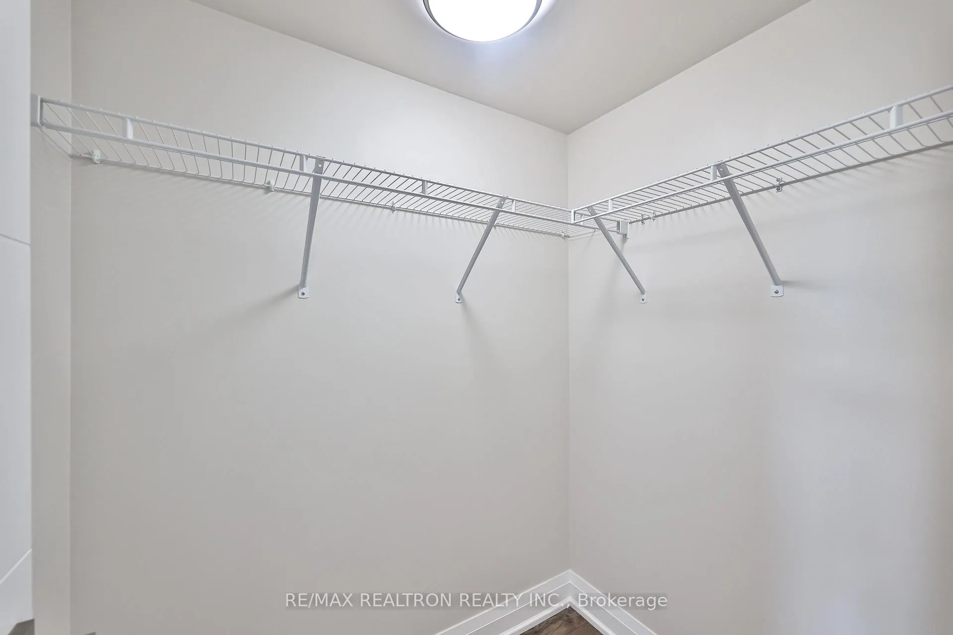 Photo 14 of Unit 1707, 18 Uptown Drive, Markham, Unionville — HOMEH