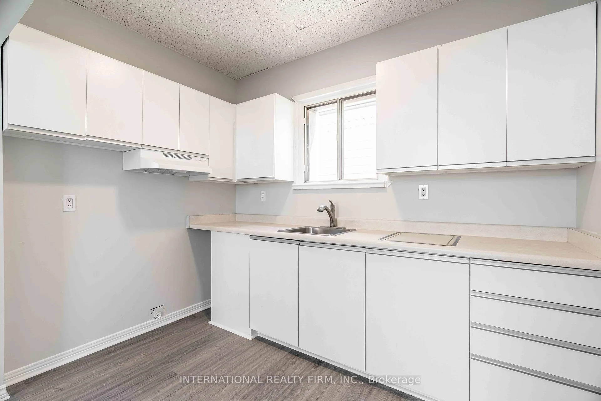 Photo 13 of Unit 2, 217 Hamilton Road, London, East A — HOMEH