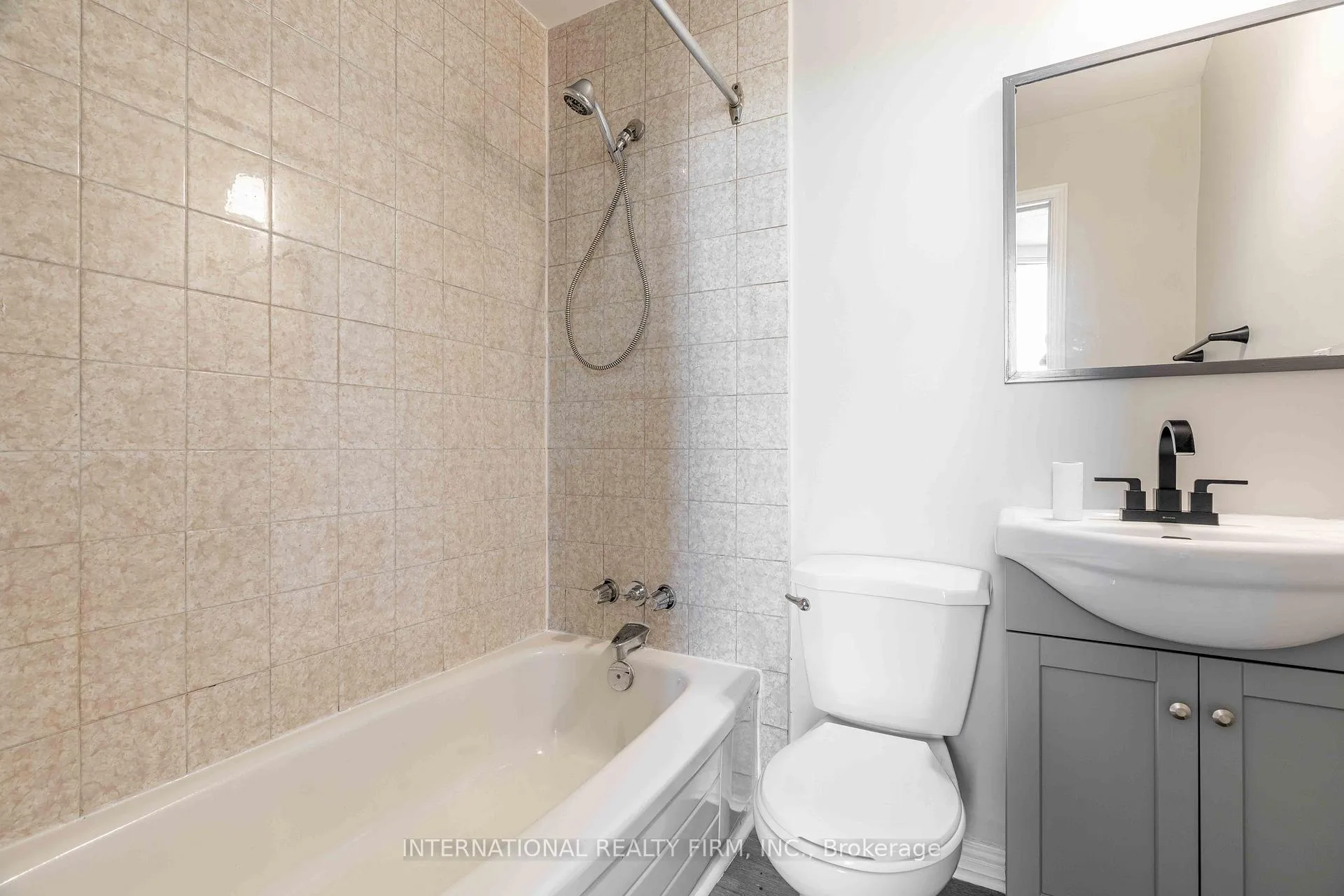 Photo 20 of Unit 2, 217 Hamilton Road, London, East A — HOMEH