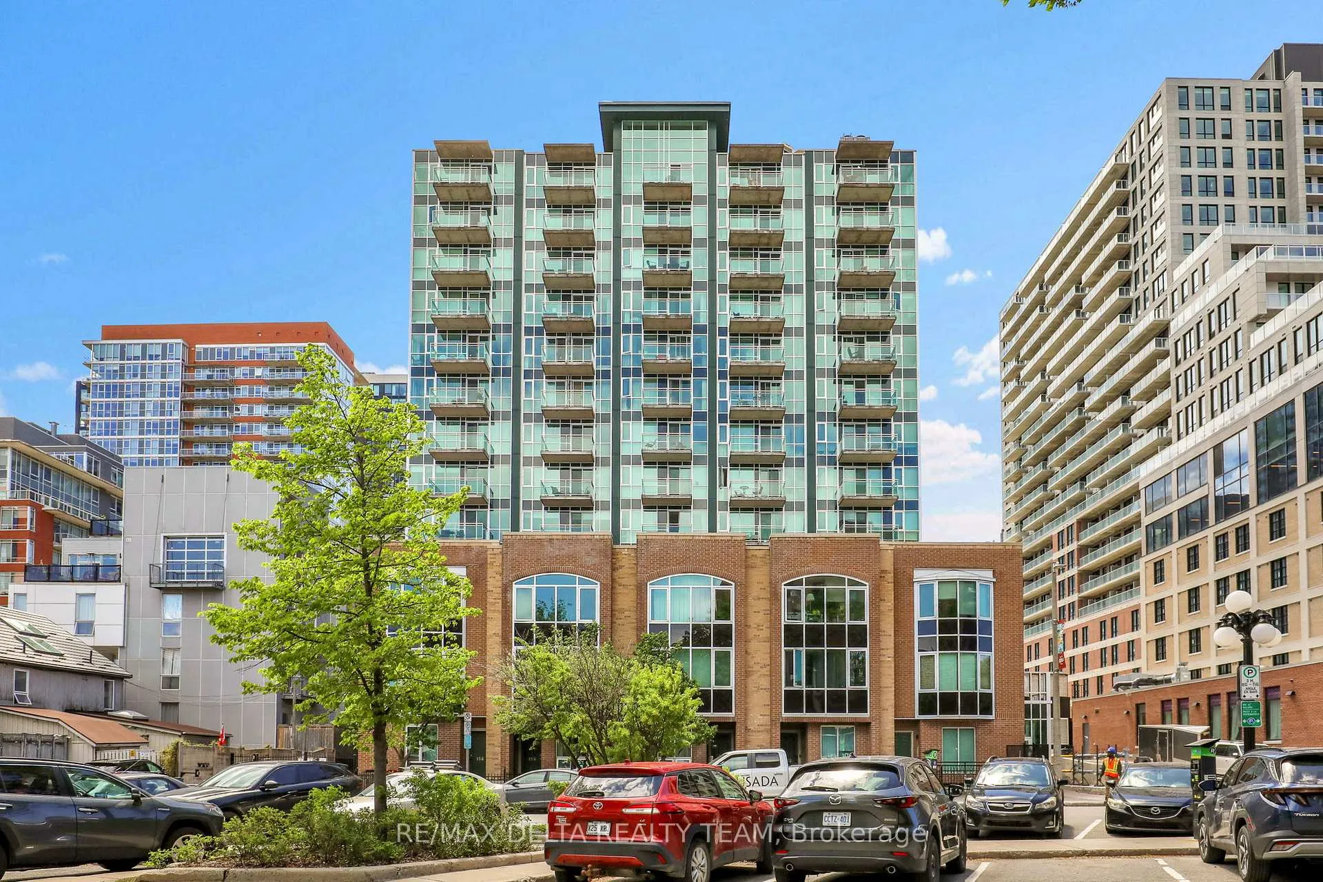 Front of Unit 205, 134 York Street