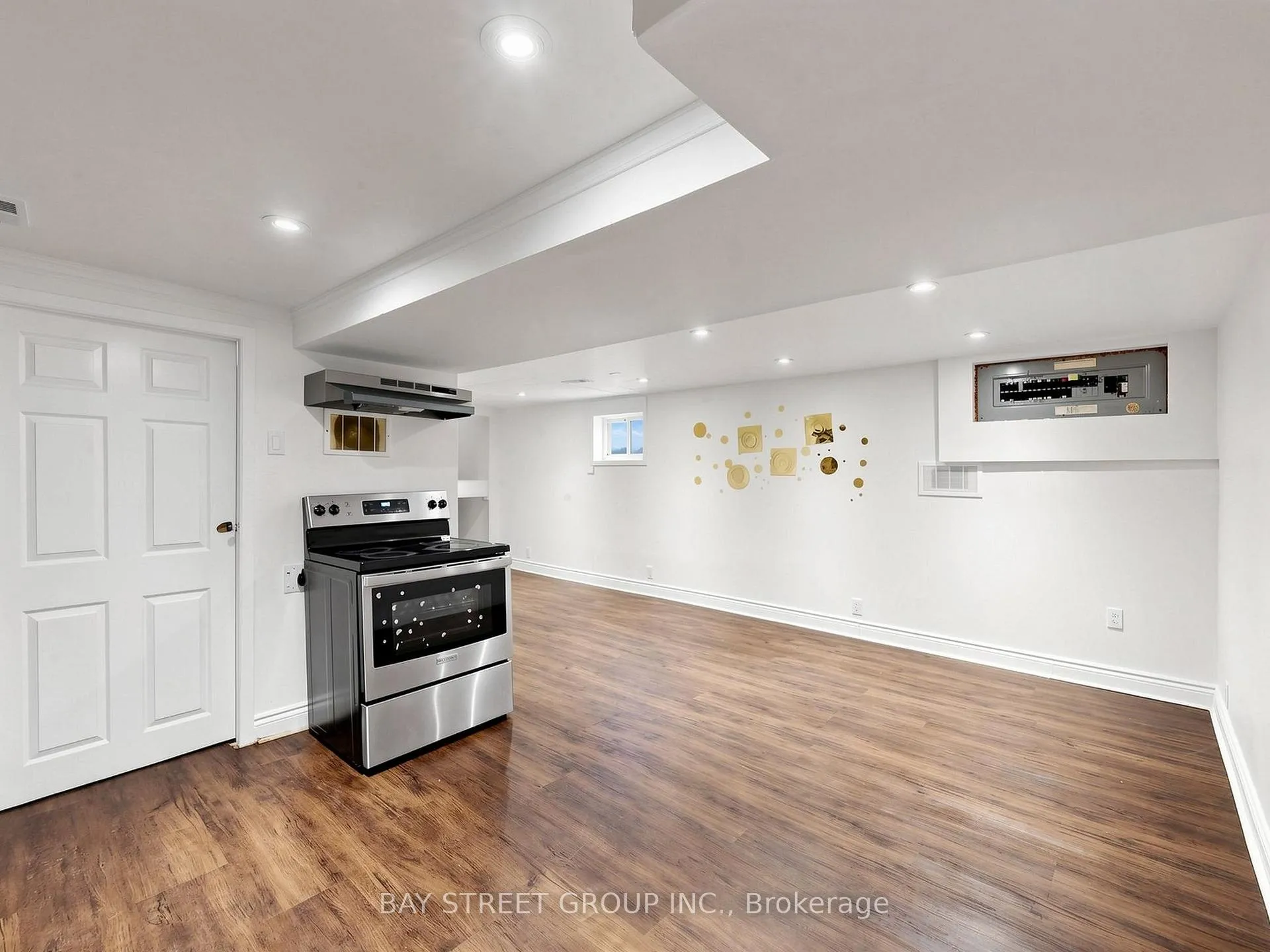 Photo 30 of 1108 Valley Court, Oshawa, Lakeview — HOMEH