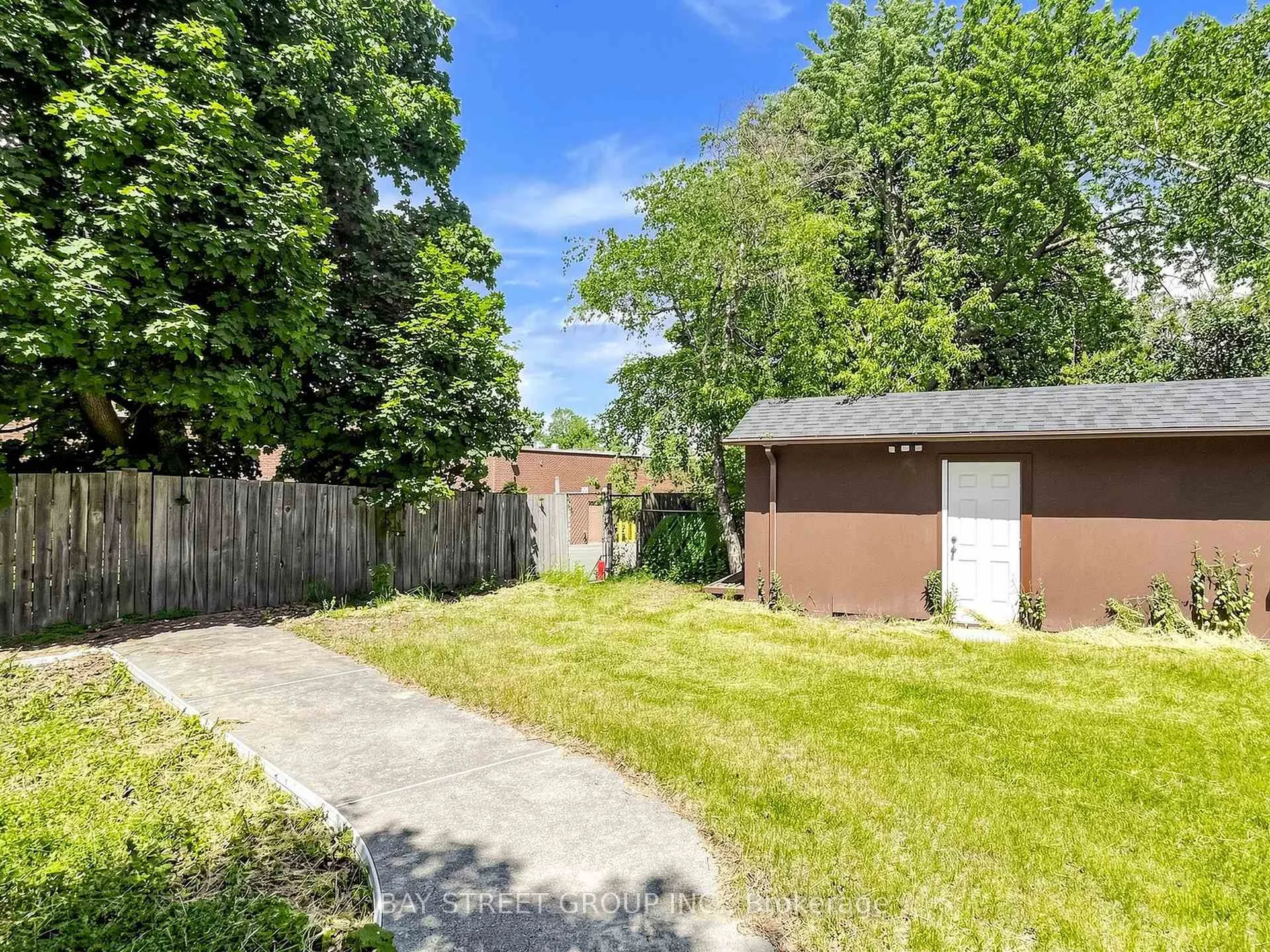 Photo 38 of 1108 Valley Court, Oshawa, Lakeview — HOMEH
