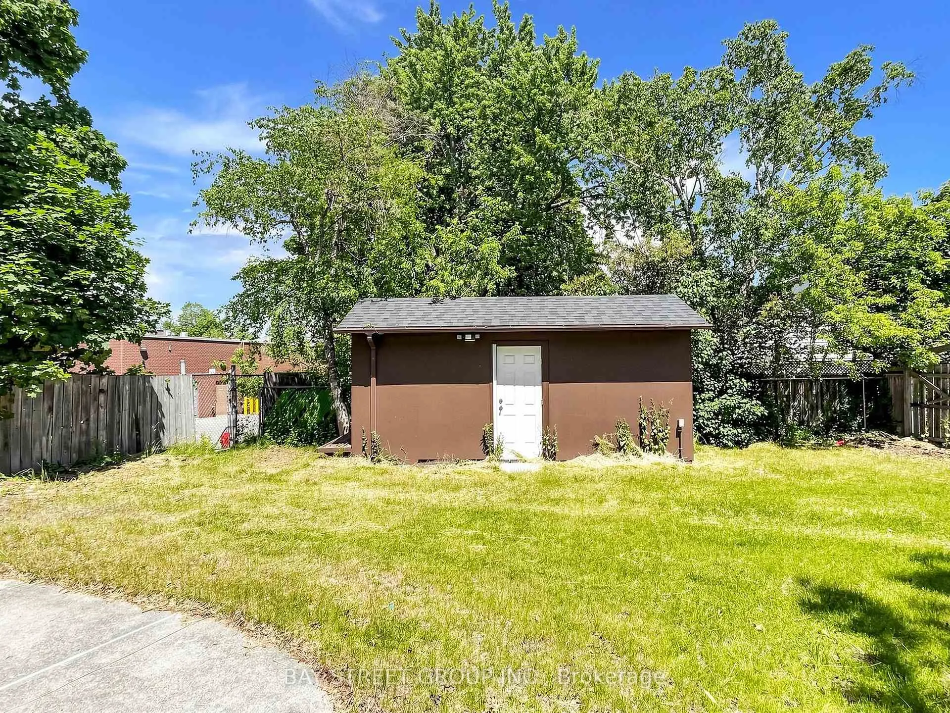 Photo 39 of 1108 Valley Court, Oshawa, Lakeview — HOMEH