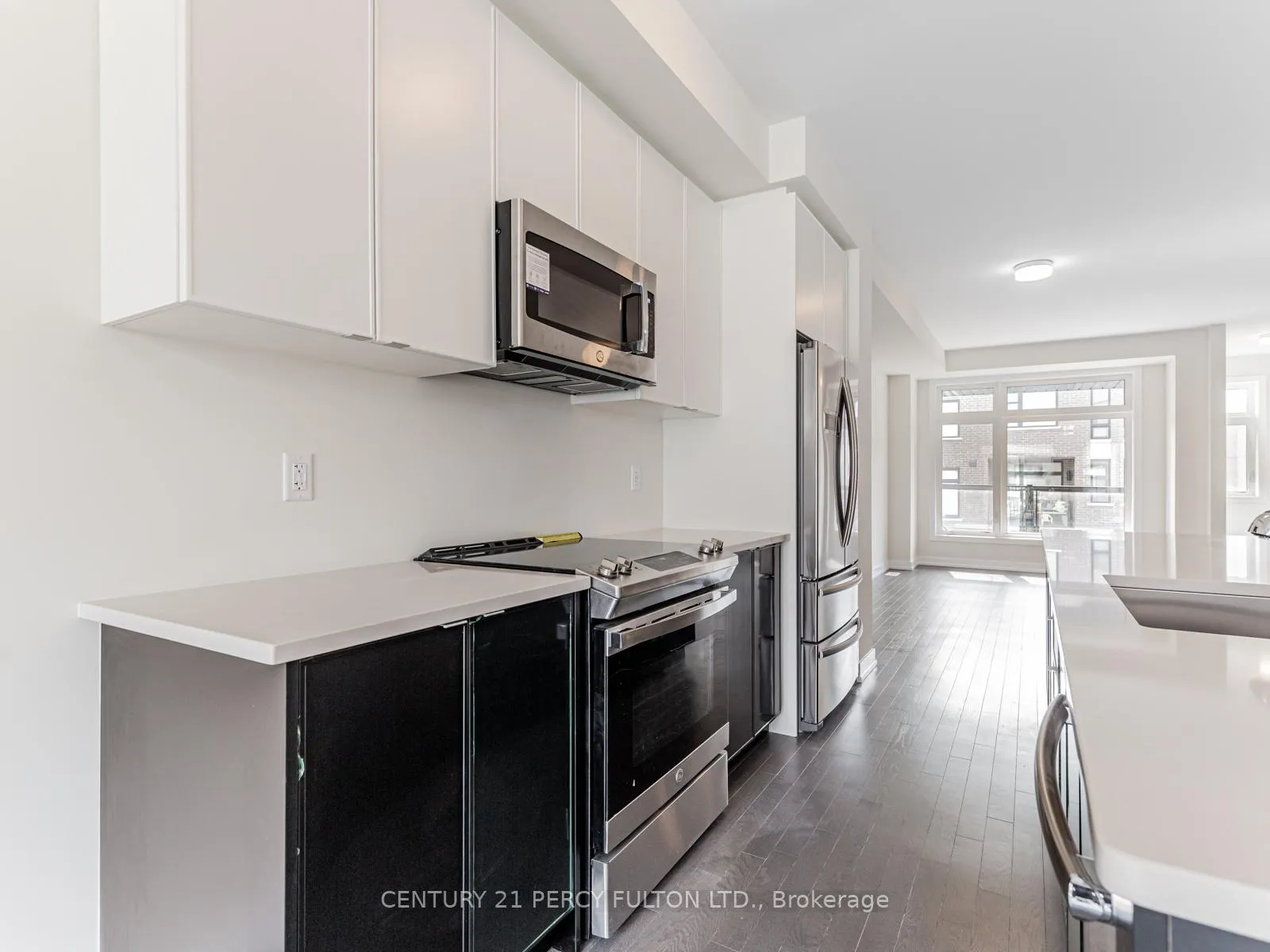 Photo 9 of 1636 Shining Star Chase, Pickering, Duffin Heights — HOMEH