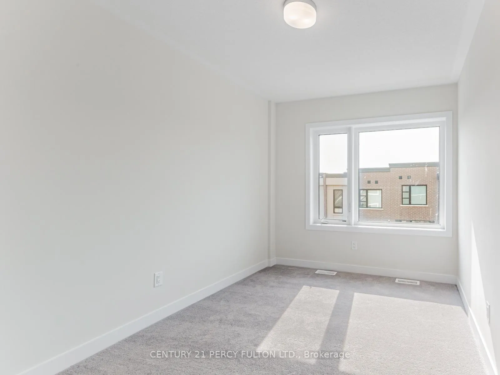 Photo 21 of 1636 Shining Star Chase, Pickering, Duffin Heights — HOMEH