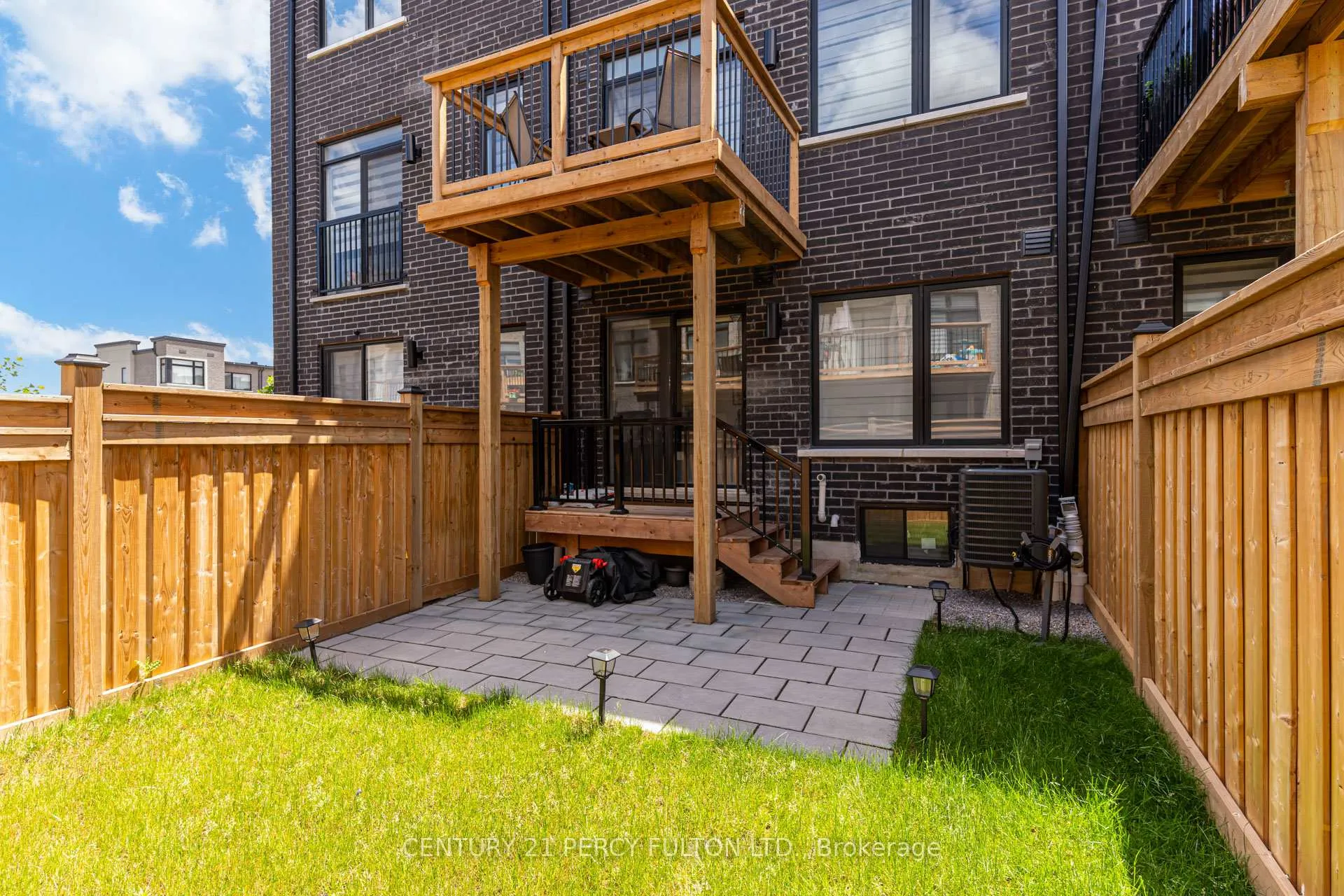 Photo 26 of 1636 Shining Star Chase, Pickering, Duffin Heights — HOMEH