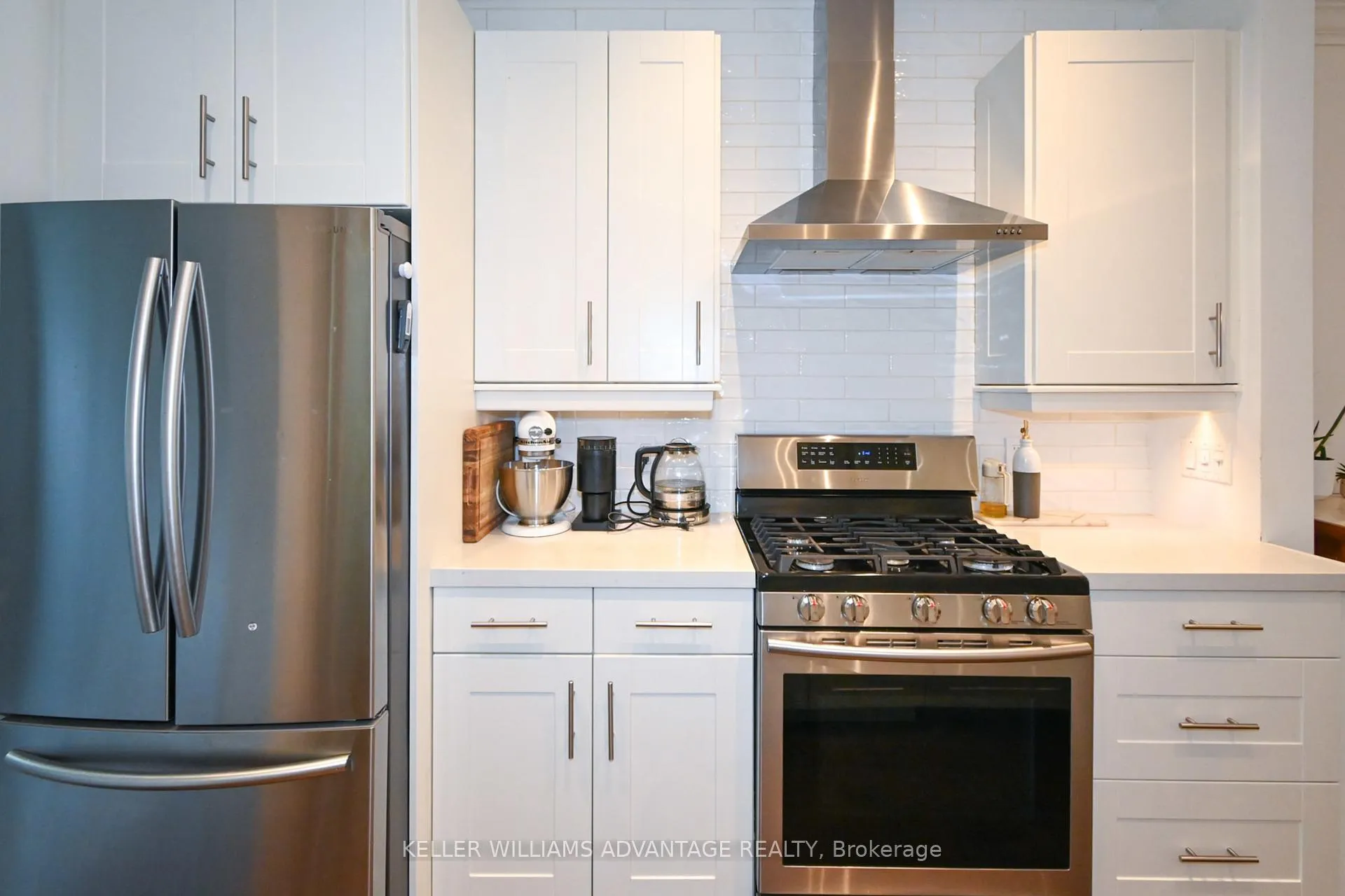 Photo 13 of 118 Rainsford Road, Toronto, The Beaches — HOMEH
