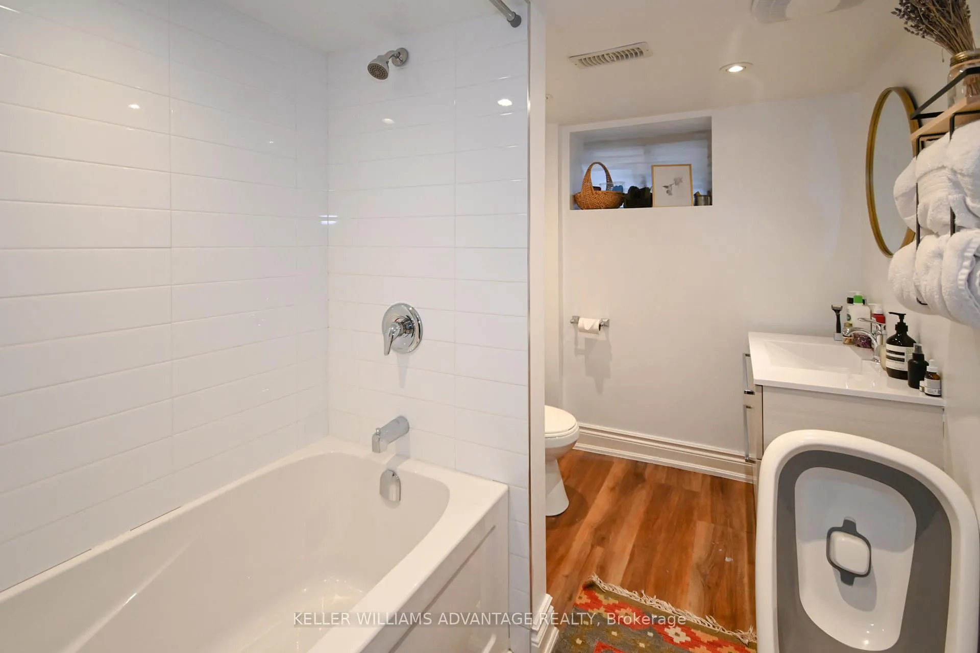 Photo 27 of 118 Rainsford Road, Toronto, The Beaches — HOMEH
