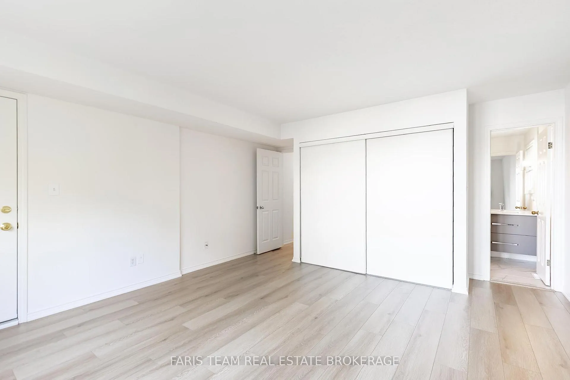 Photo 13 of Unit 101, 260 Cedarmere Road, Orillia — HOMEH
