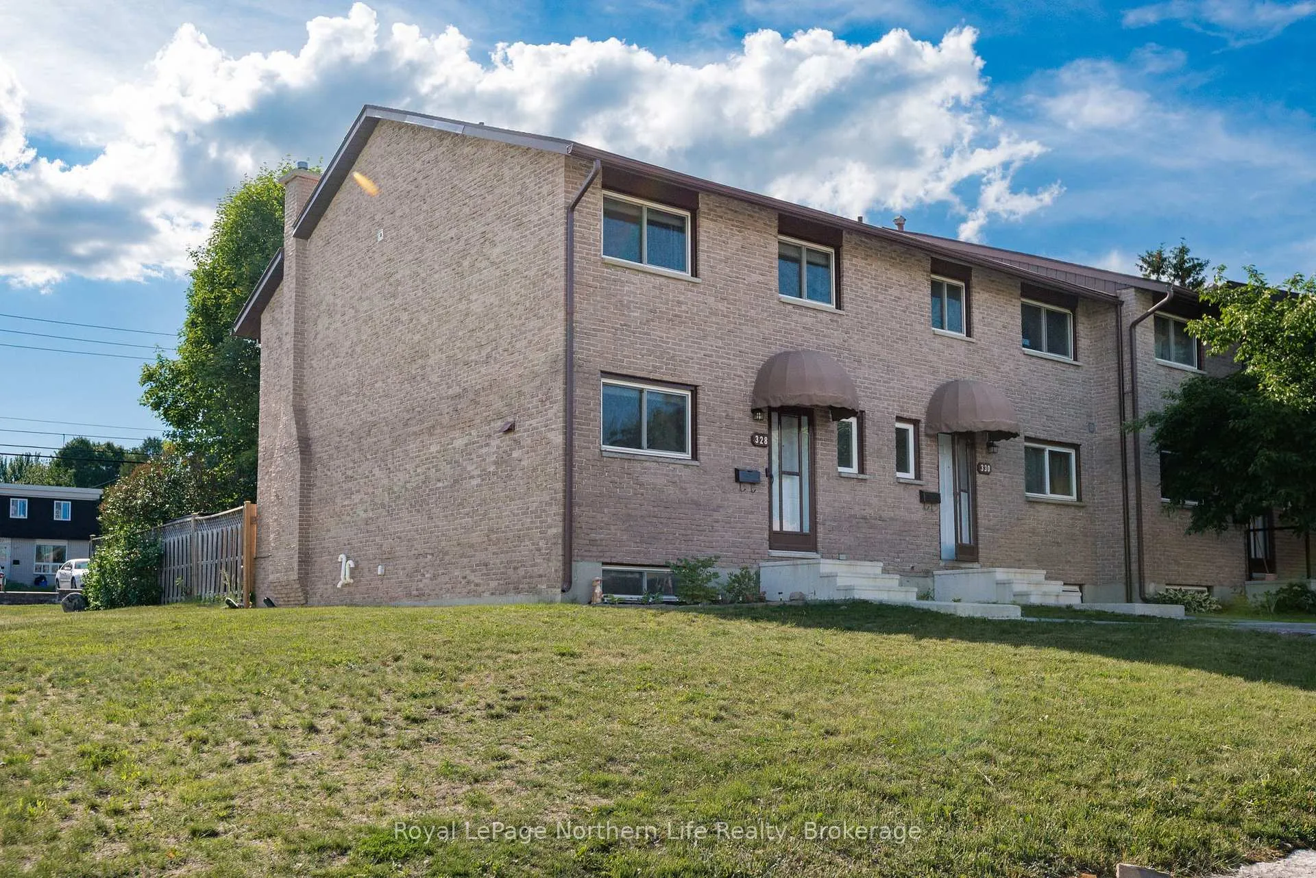 Front of Unit 1, 328 Wickstead Avenue