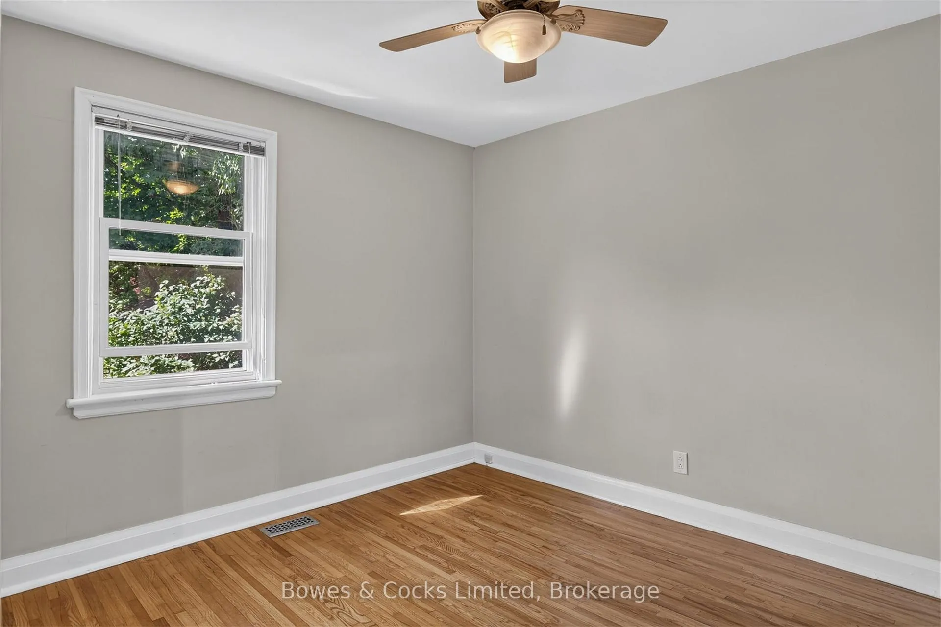 Photo 17 of 571 O'Connell Road, Peterborough, Otonabee Ward 1 — HOMEH