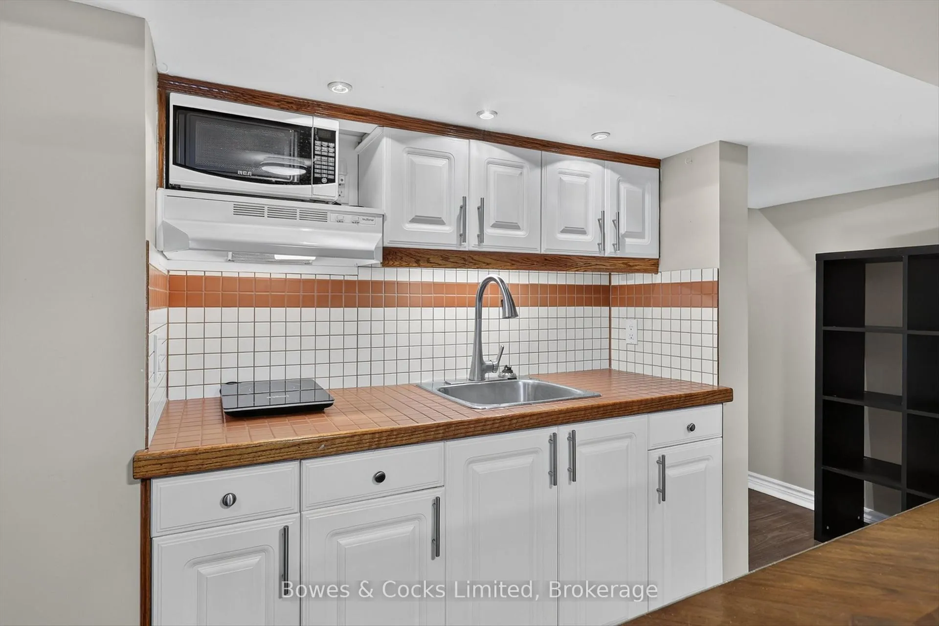 Photo 23 of 571 O'Connell Road, Peterborough, Otonabee Ward 1 — HOMEH