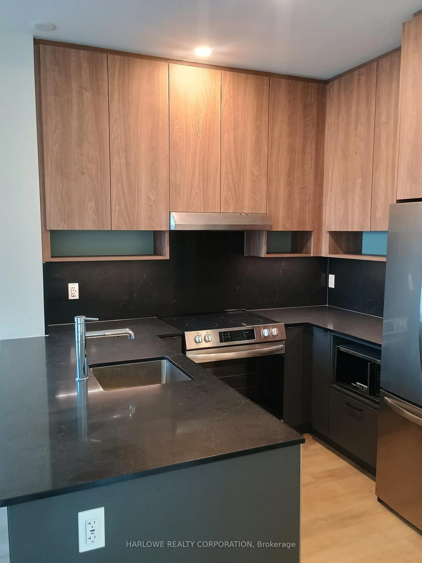 Photo 2 of Unit 404, 206 King Street W, Hamilton, Central — HOMEH