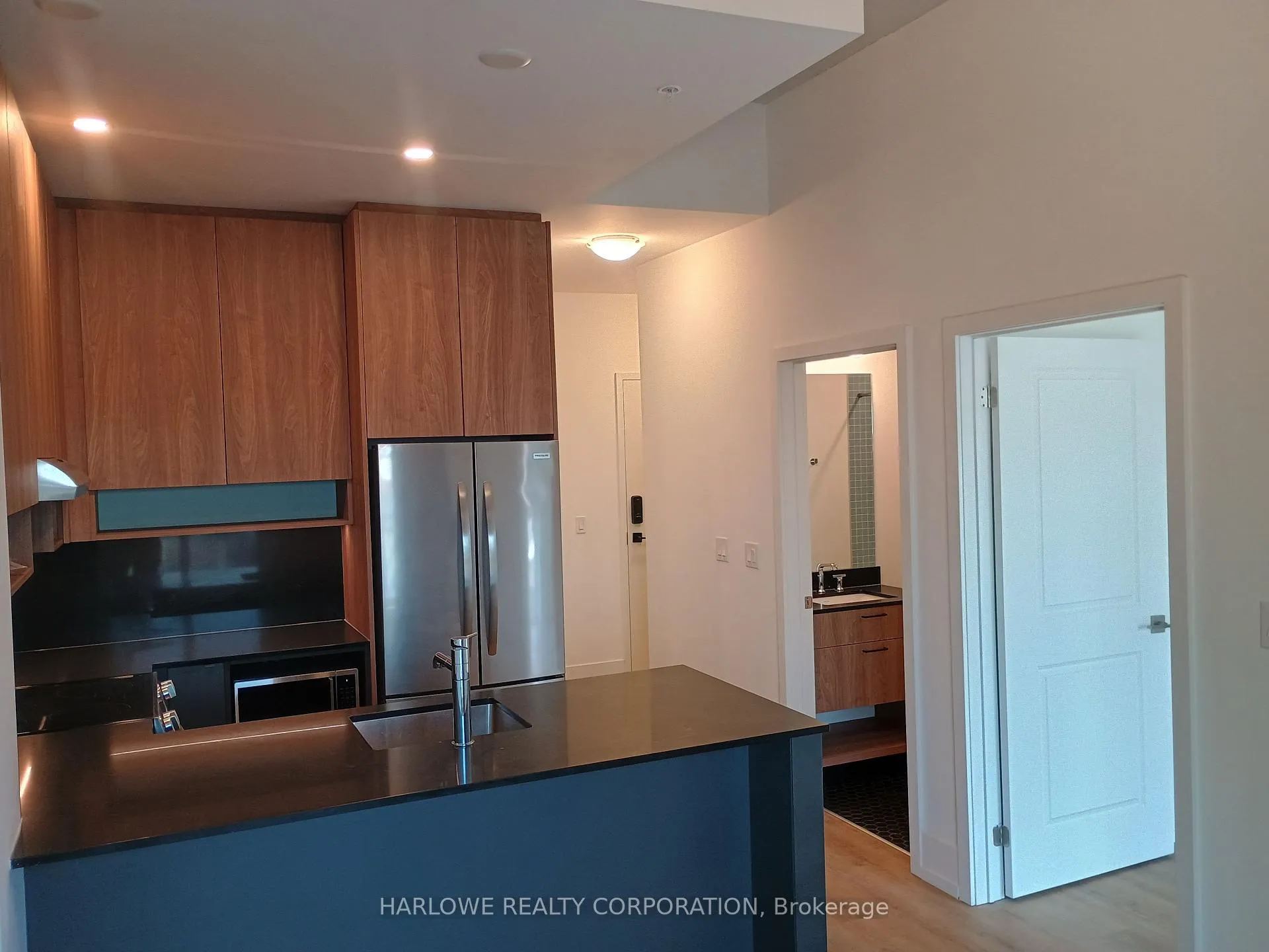 Photo 3 of Unit 404, 206 King Street W, Hamilton, Central — HOMEH